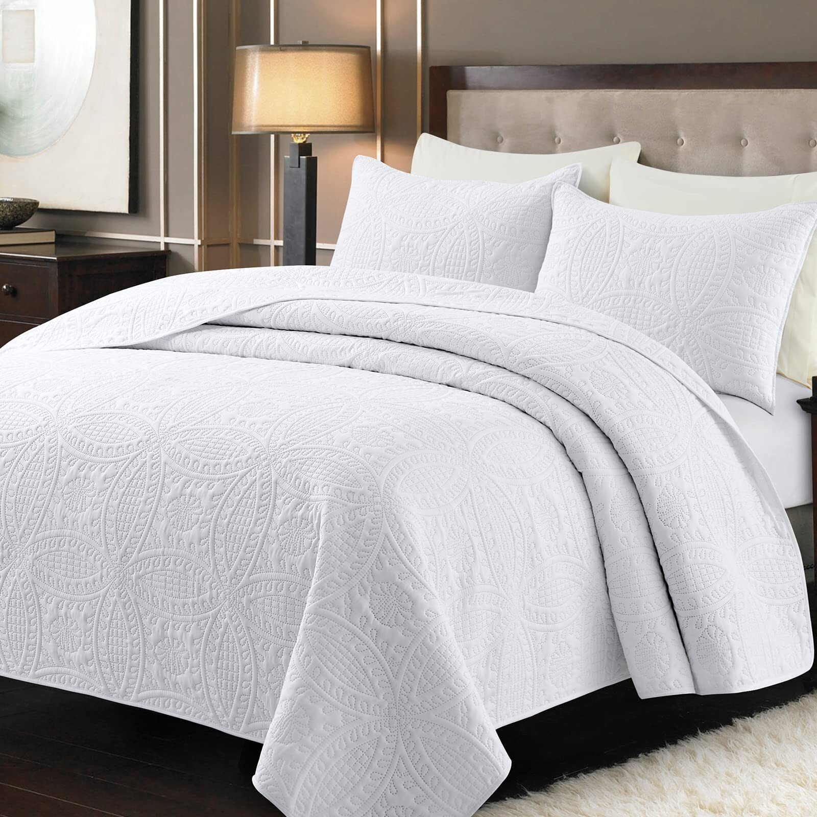 Safonory Quilt Bedspreads Full/Queen Size(90&quotX96", White) - Summer Soft Lightweight Microfiber Ultrasonic Embossed Quilted Coverlet Set For Queen Bed - 3 Pieces Bedding Set(1 Quilt, 2 Shams)