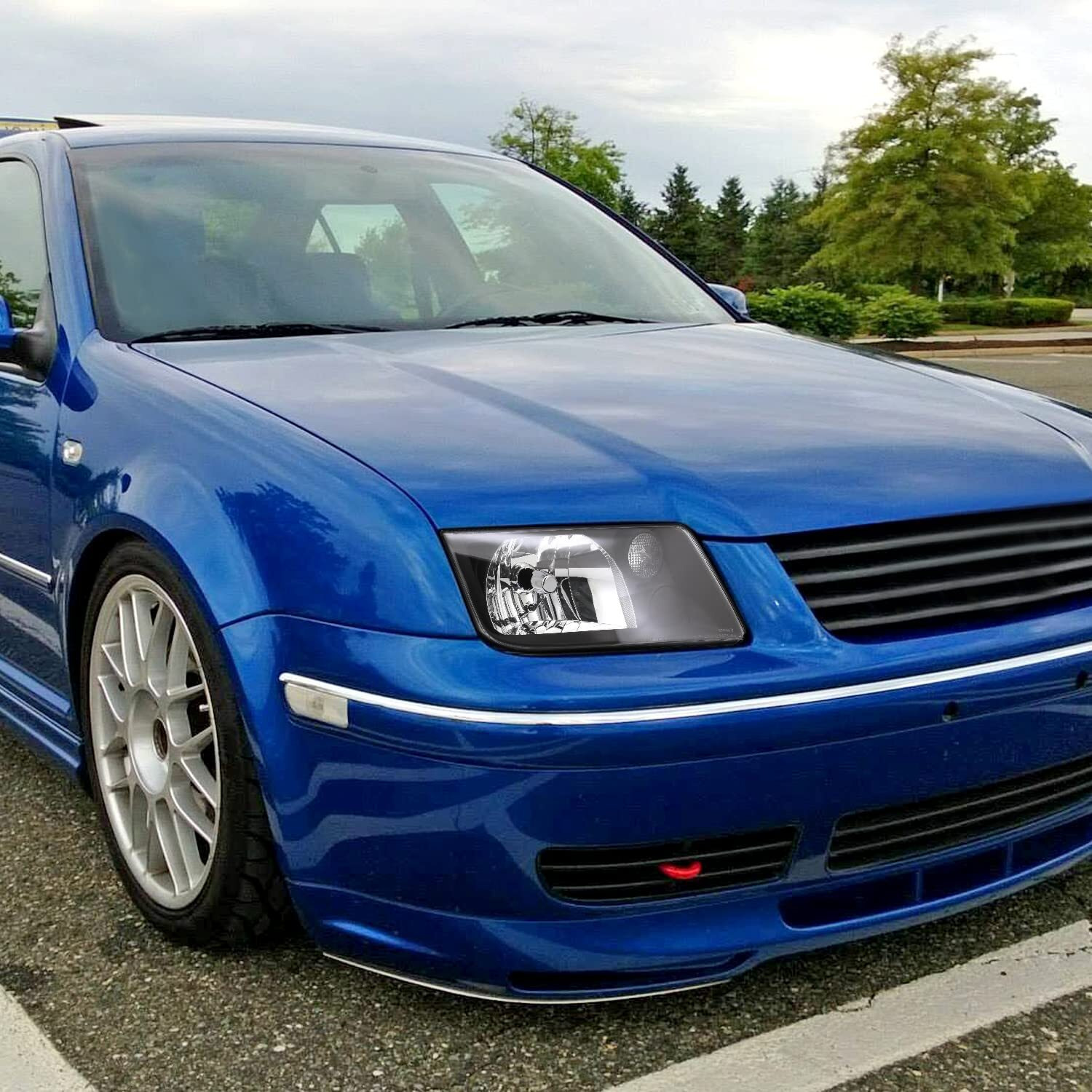 Spec-D Tuning Black Headlights W/O Built-In Fog Lights Compatible With 1999-2005 Volkswagen Jetta Bora Mk4 1999-2005 L+R Pair Head Light Lamp Assembly