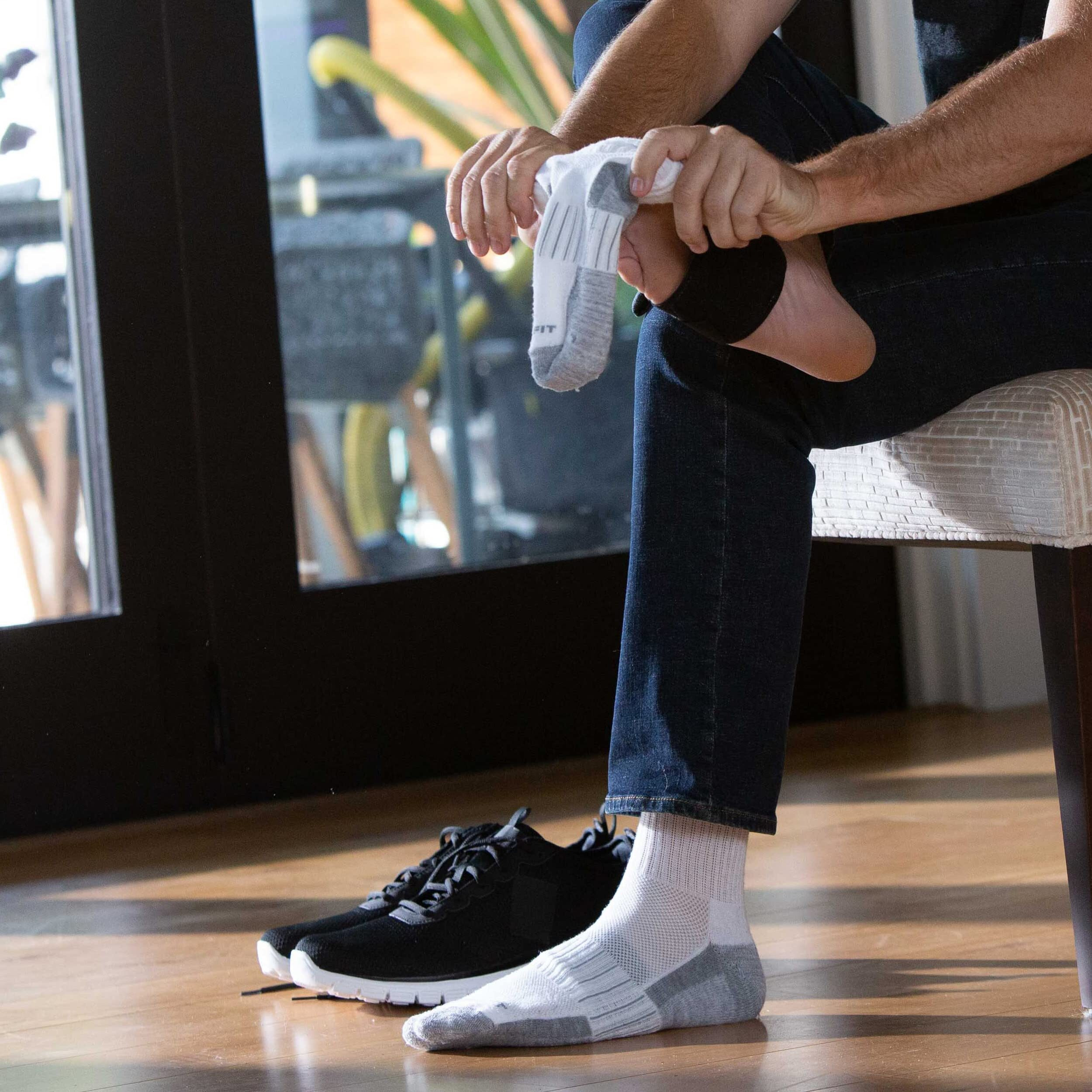 Copper Fit Cfacbp Health Unisex Arch Relief Plus With Built-In Orthotic Support, Black