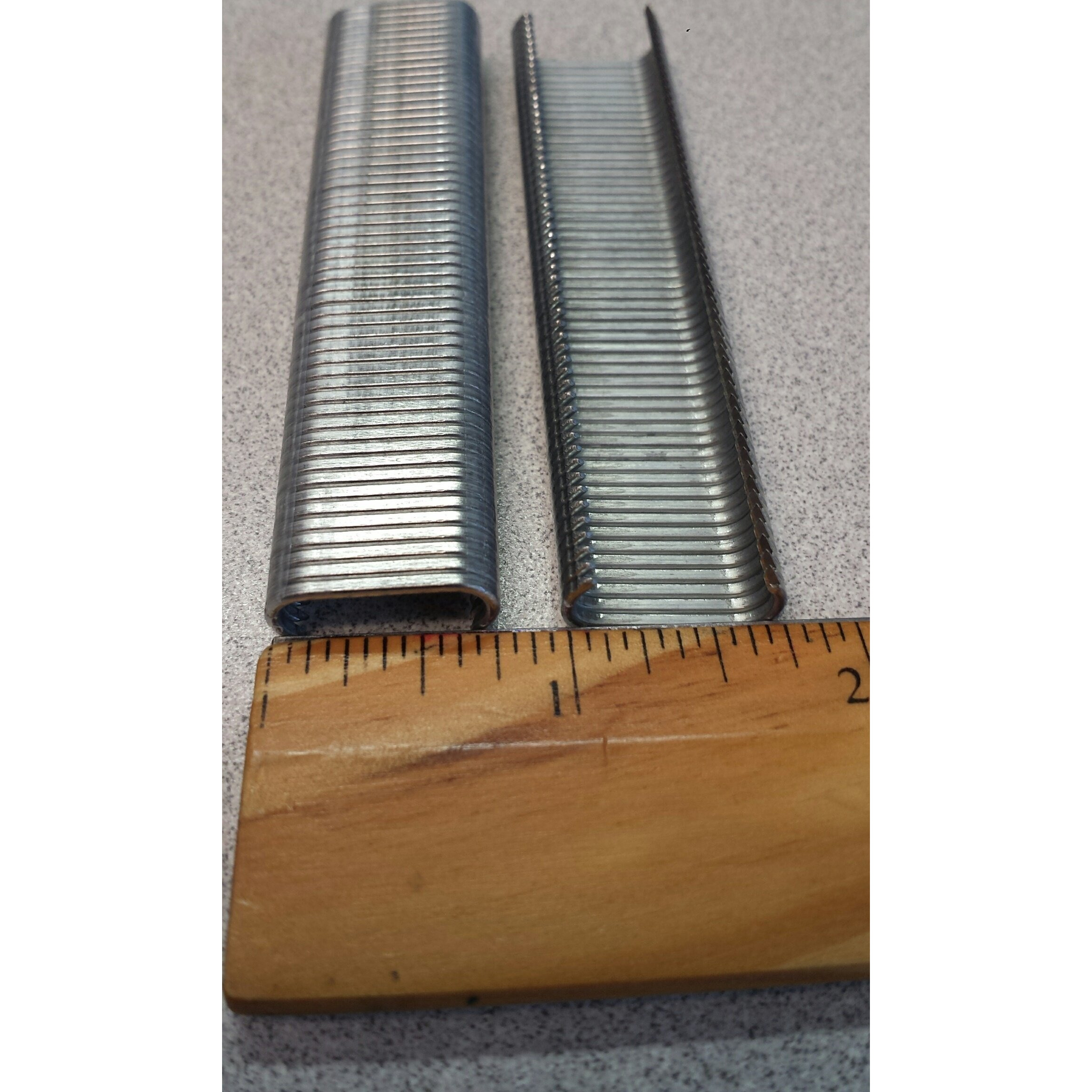 Stanley Ice Bag Staples, 2500/Box Hp0205Sthr