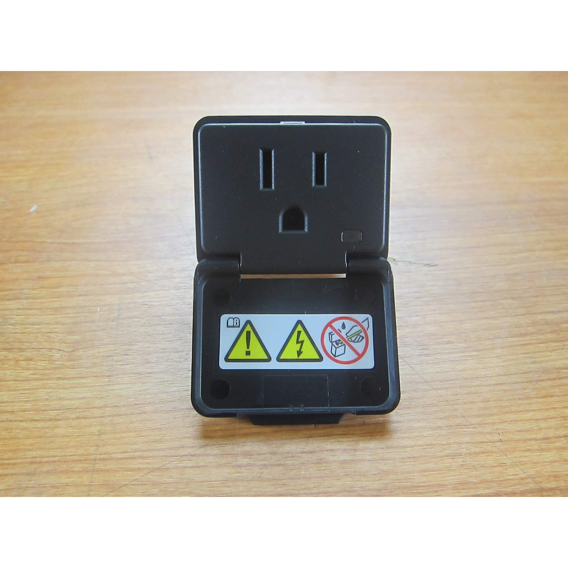 2013-2016 Ram 1500 2500 3500 4500/5500 Power Outlet Inverter New Mopar Oem