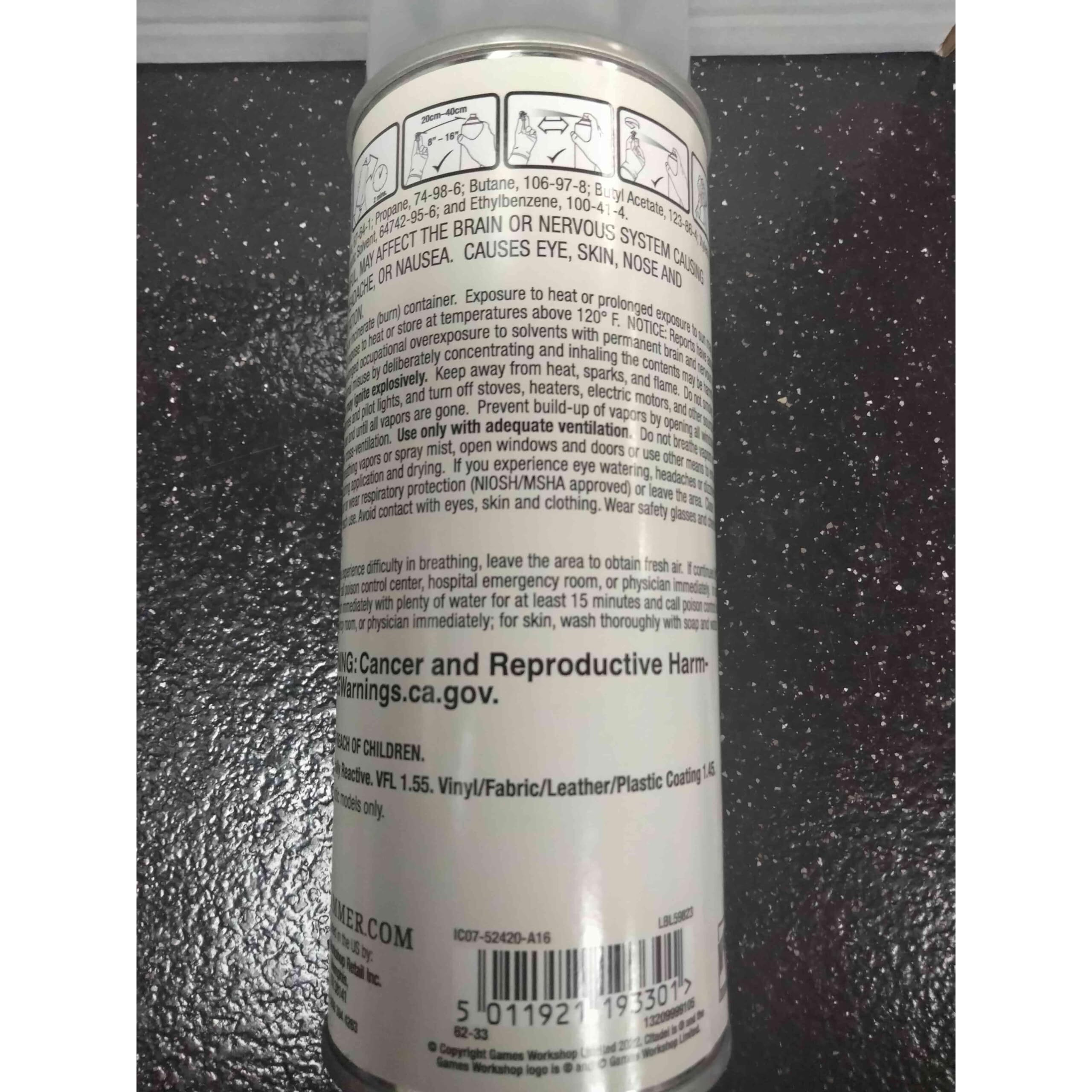 Games Workshop Citadel Bombe Sous-Couche - Arosol Contrast Wraithbone