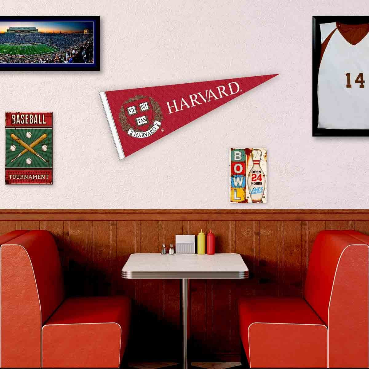 Harvard Pennant Full Size Felt