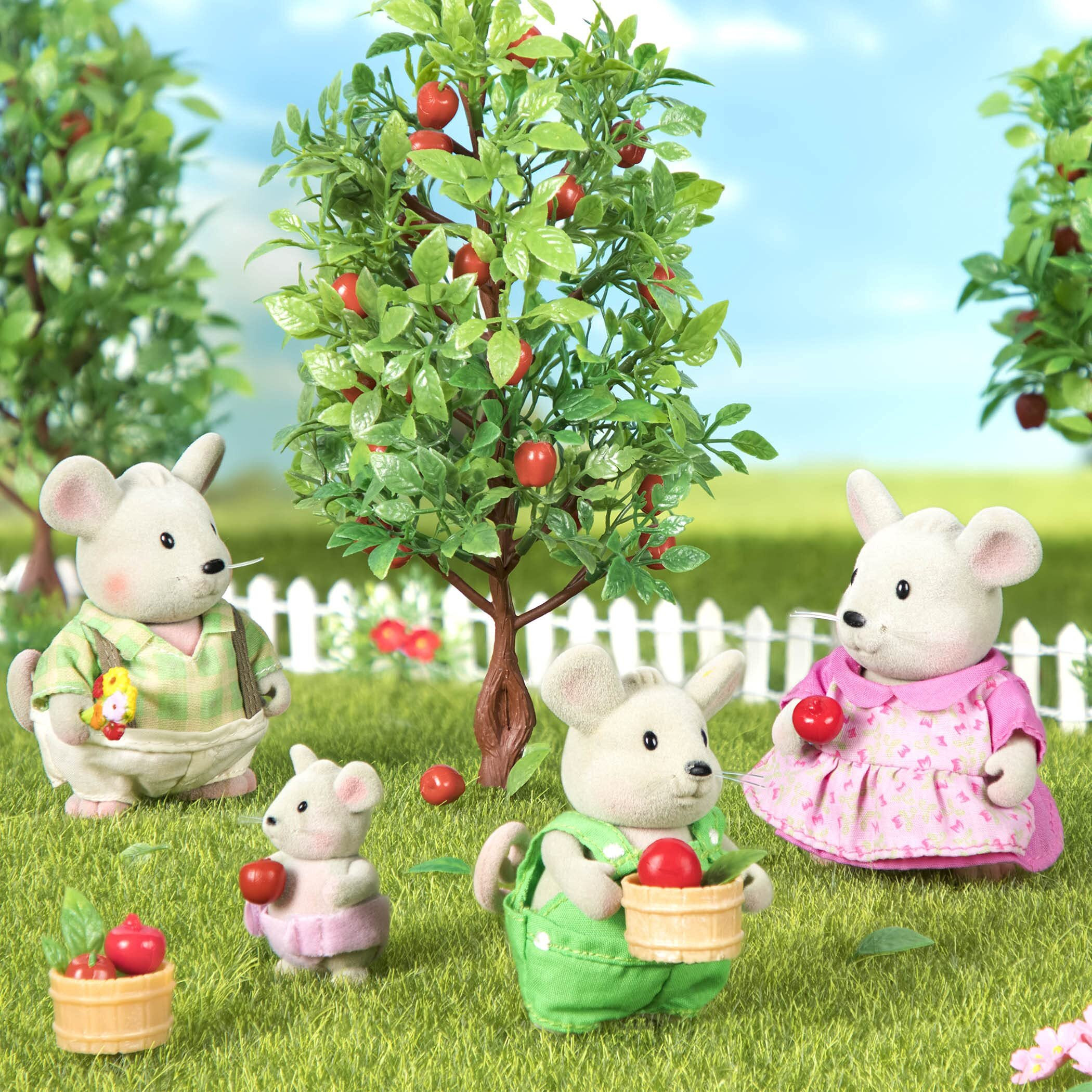 Lil Woodzeez - Animal Figurines - Mouse Toy - Collectible Figurines - Mouse Family - 3 Years + - Handydandy Mice Family