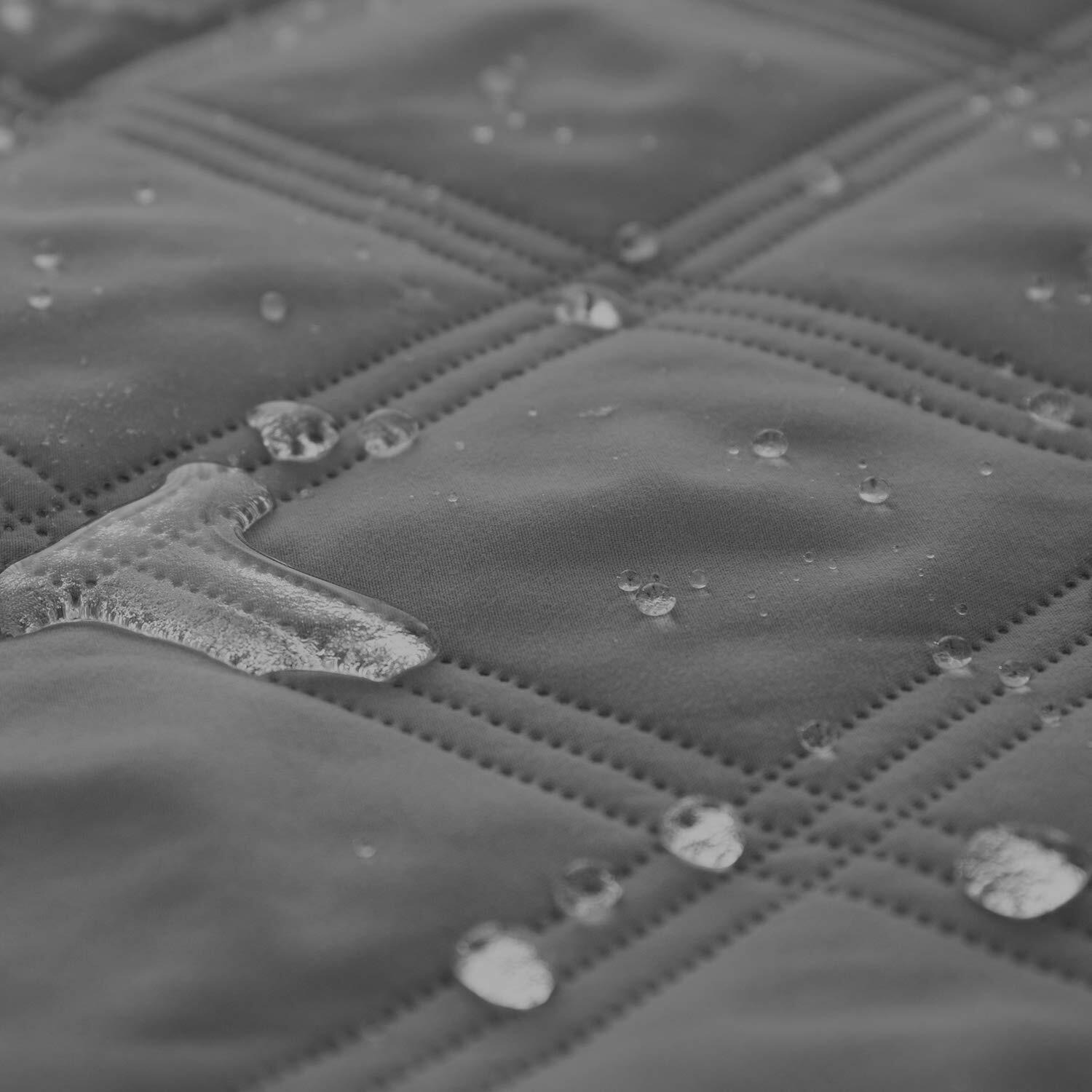 Ameritex Waterproof Dog Bed Cover Pet Blanket With Anti-Slip Back For Furniture Bed Couch Sofa