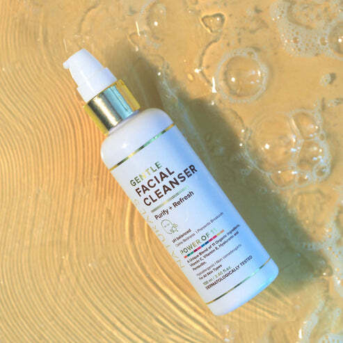 Ahurei Naturals pH Balanced Gentle Facial Cleanser with Vitamin C, Hyaluronic & Pentavitin - 100 Ml