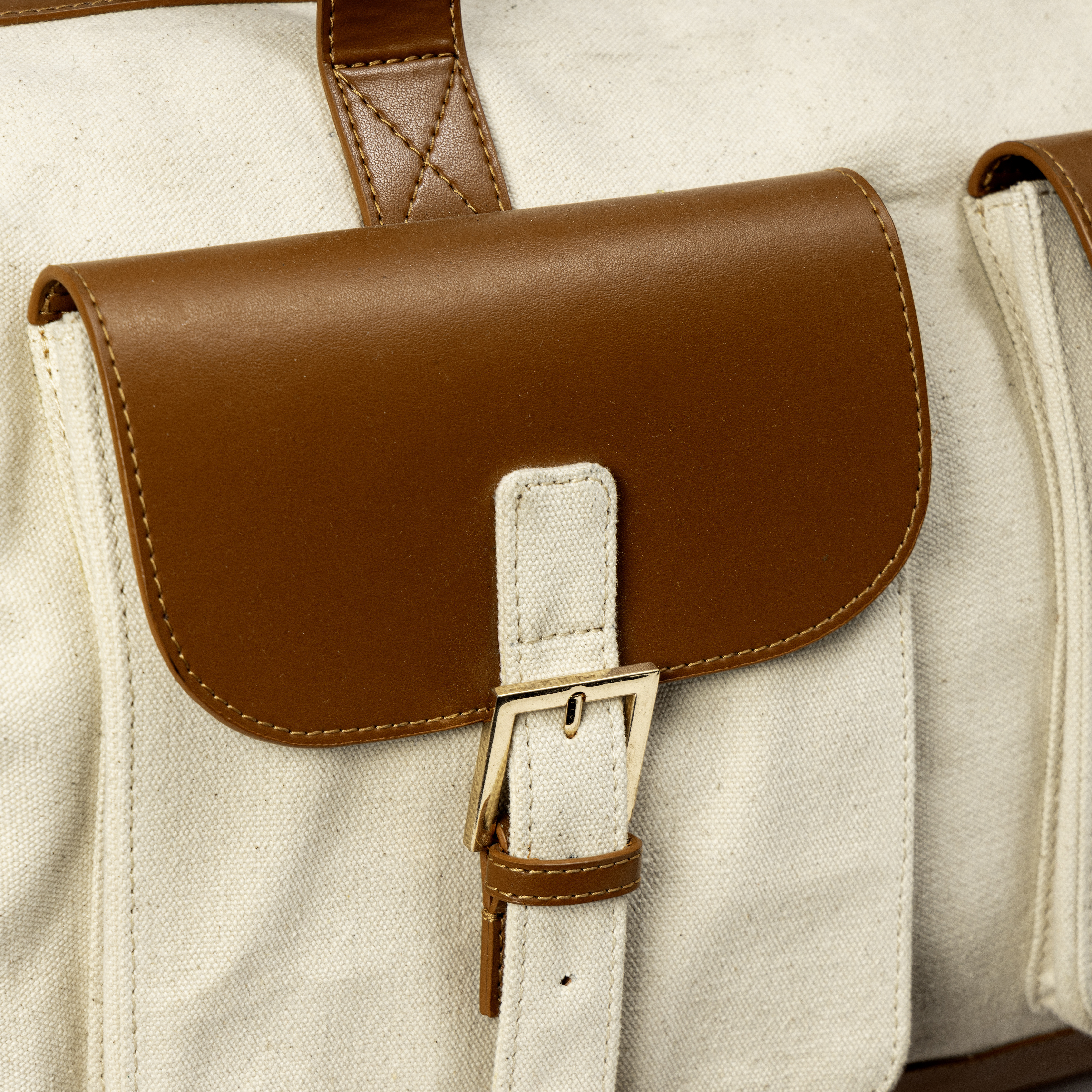 Ajax Vegan Leather Duffle Bag Beige & Gingerbread