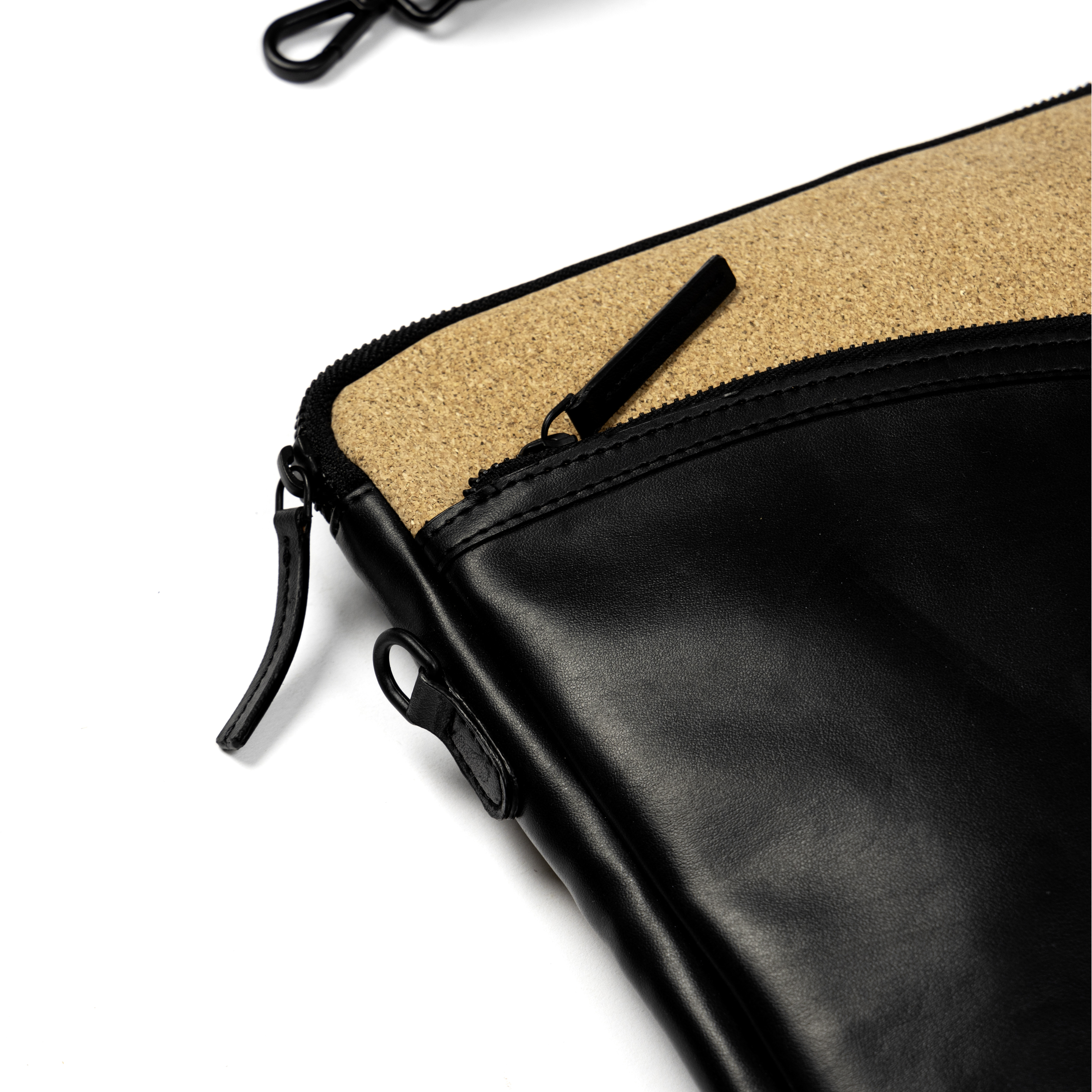 Acacia Laptop Sleeve Black, Tan & Multicolor