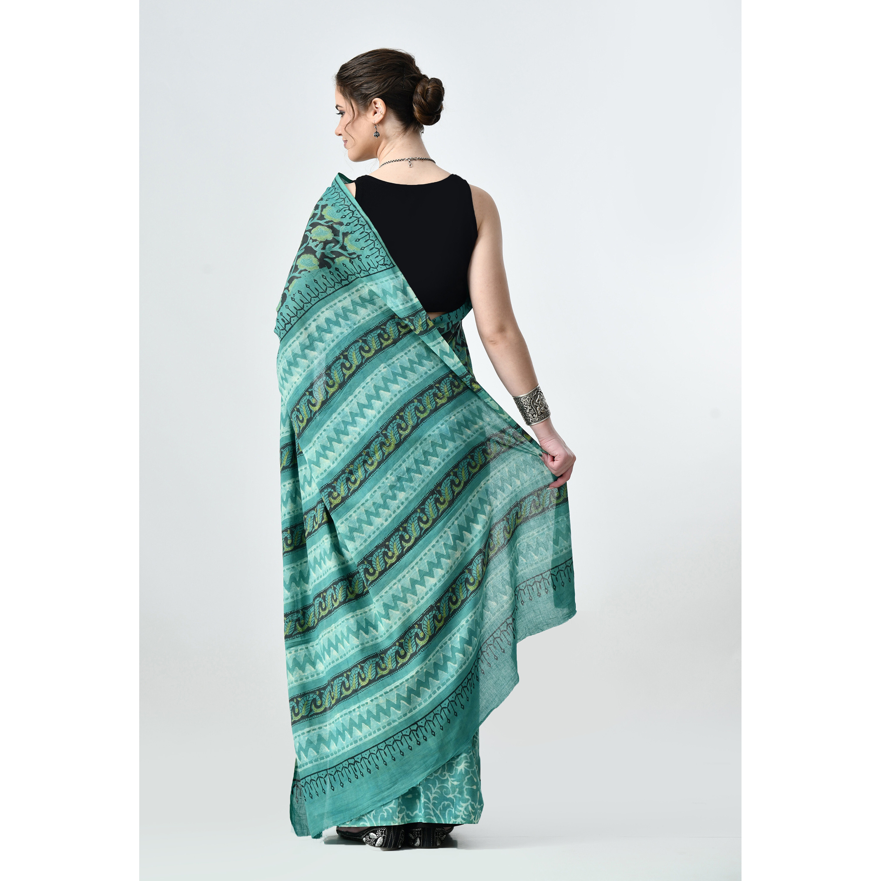 The Weavers Shop By Raavi Hand Block Printed Cotton Silk Saree