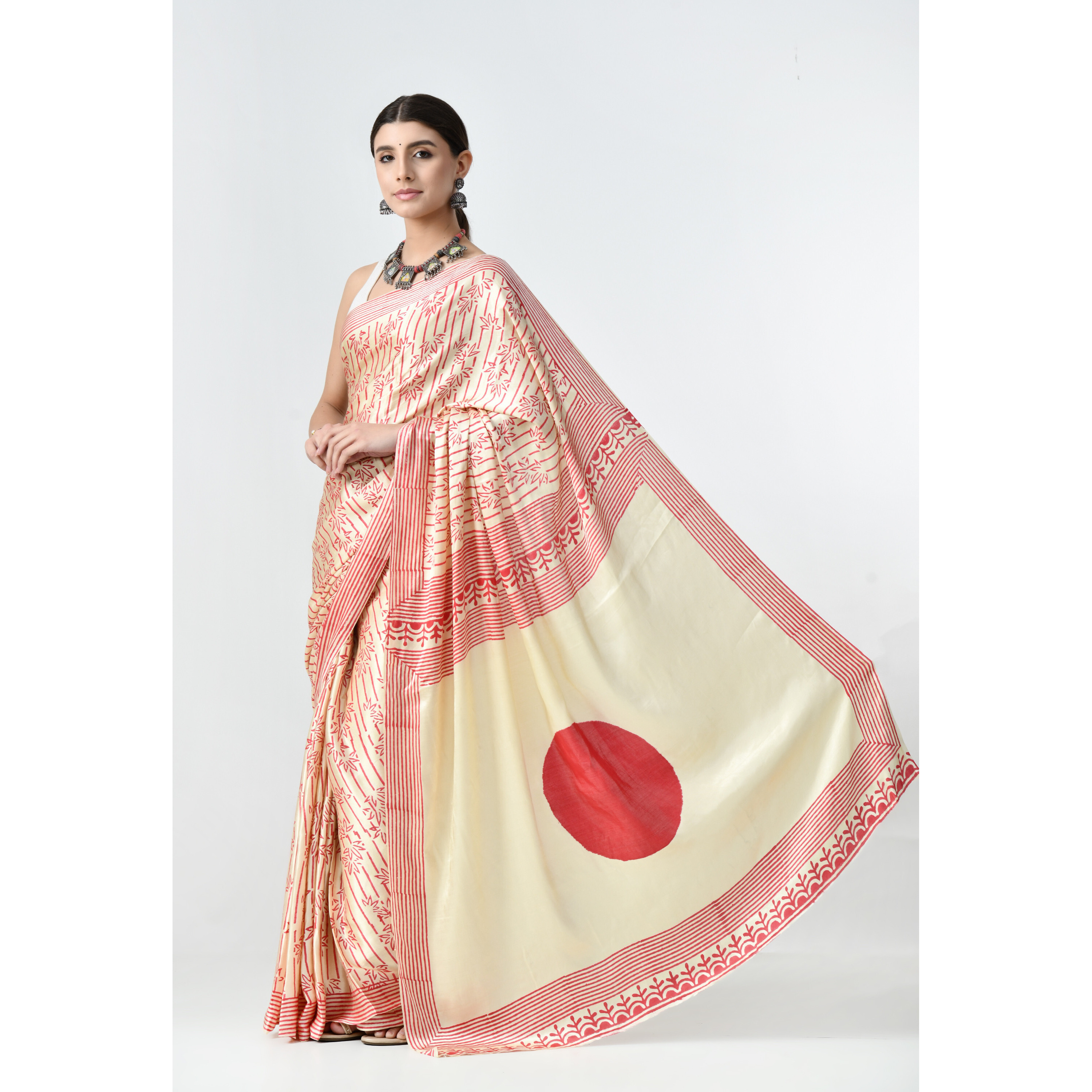 The Weavers Shop By Raavi Hand Block Printed Modal Silk Saree