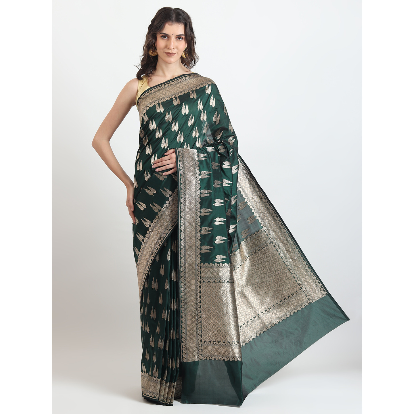 The Weavers Shop By Raavi Brocade Pure Katan Silk Handloom Banarasi Saree With Unstitched Blouse