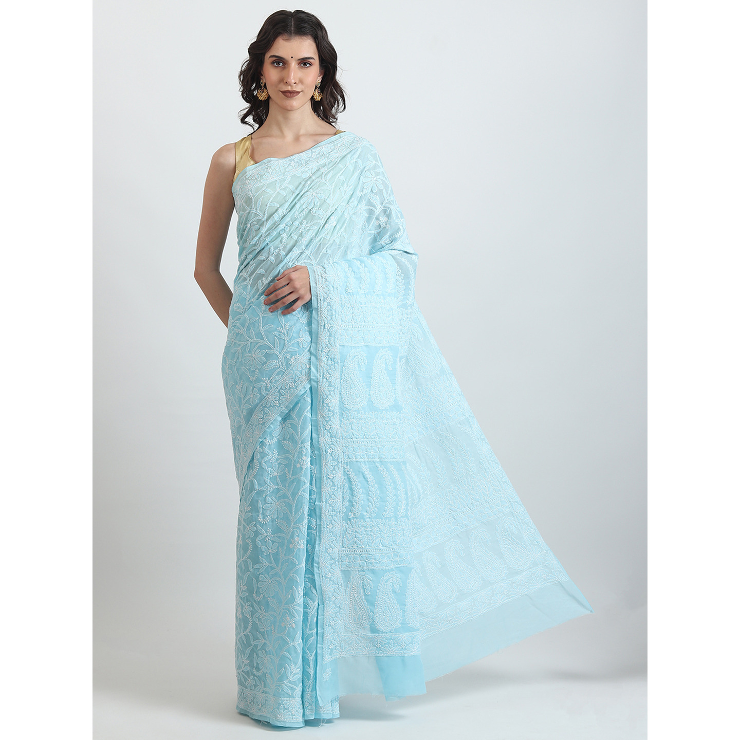 The Weavers Shop By Raavi Pure Cotton Indian Wear Hand Embroidery Chikankari Work Saree