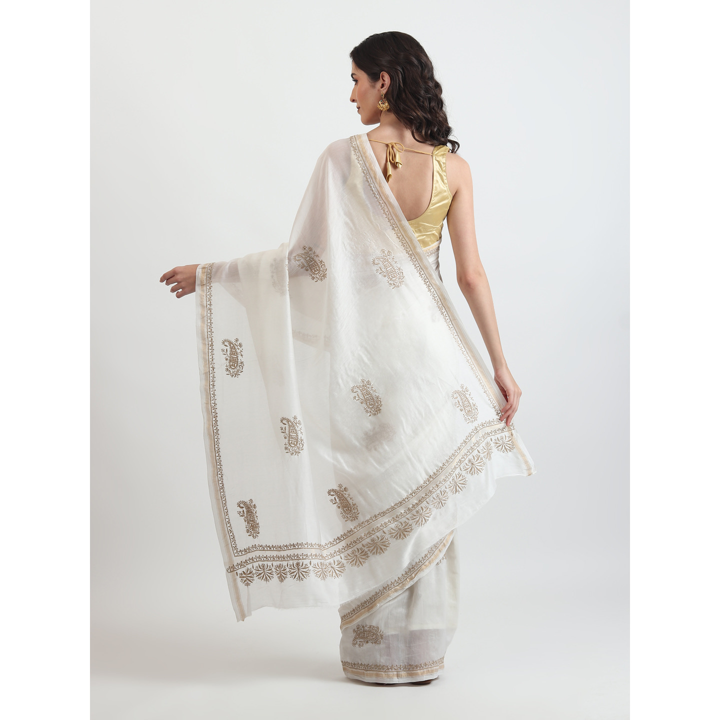The Weavers Shop By Raavi Chanderi Mul Cotton Indian Wear Handcrafted Embroidery Saree