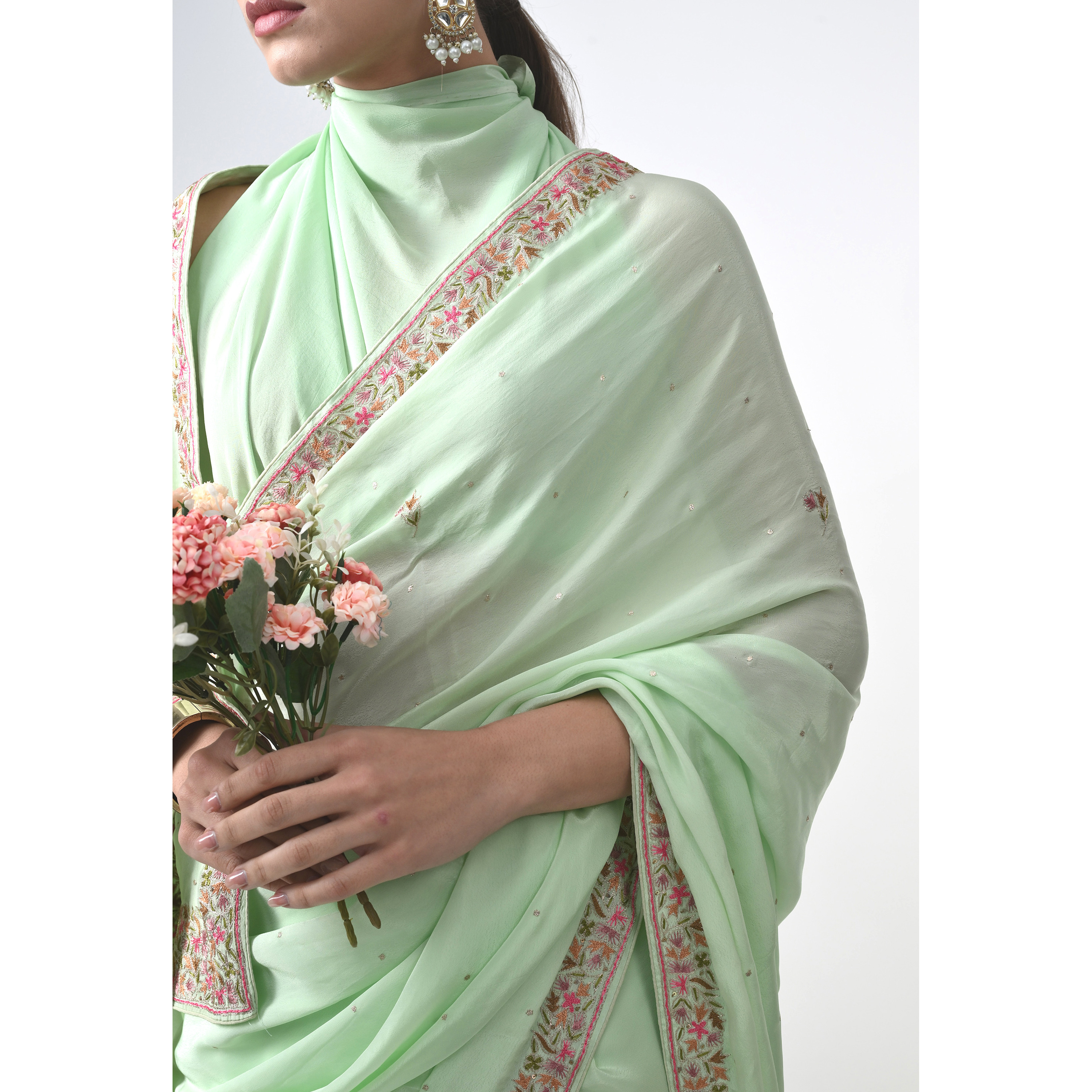 The Weavers Shop By Raavi Pure Crepe Tilla Thread Handwork Saree Sea Green
