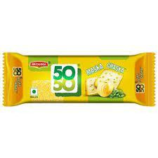 Britannia 50-50 crackers - 62g - (pack of 2)