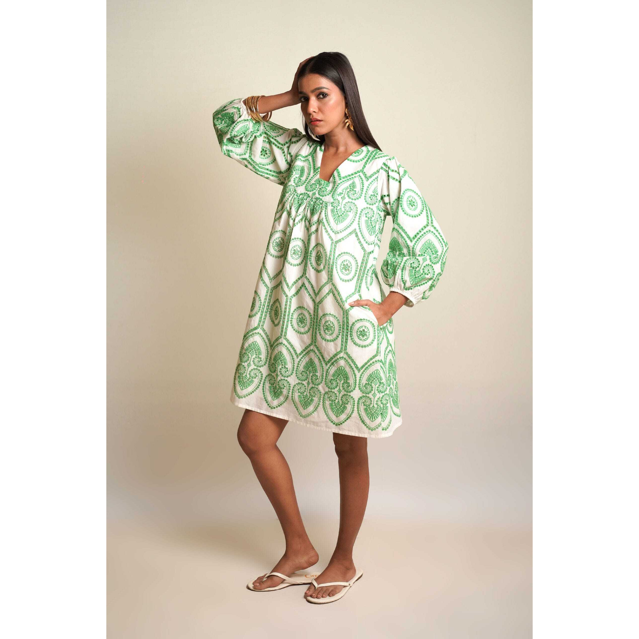 SUMMER SHIFT (Size 3XL, Color Green Pottery Embroidery)