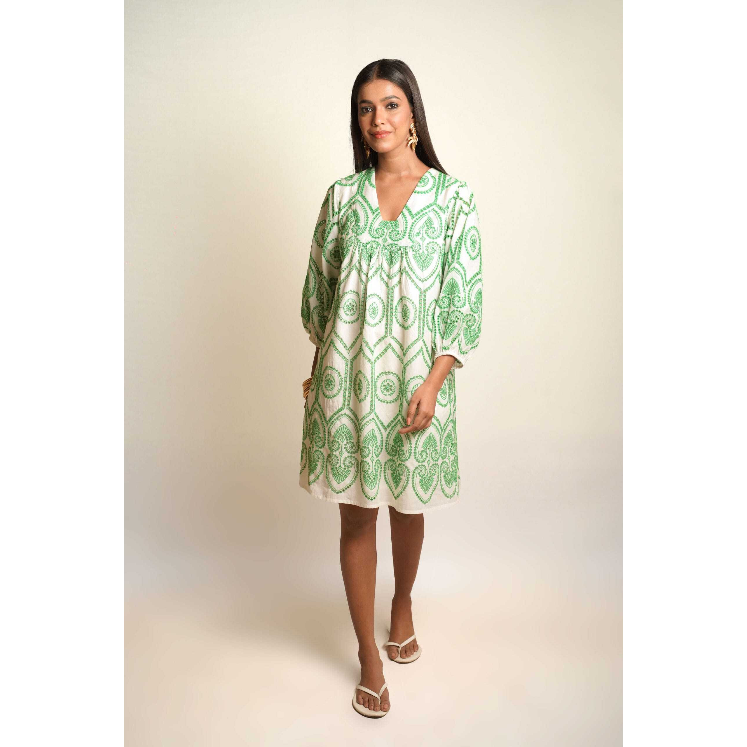SUMMER SHIFT (Size 3XL, Color Green Pottery Embroidery)