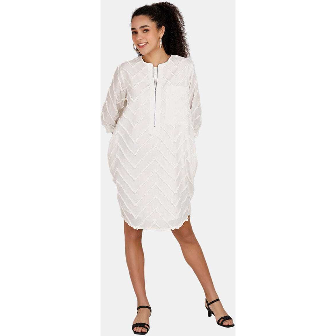 MONACO (Size XL, Color WHITE CHEVRON EMBROIDERY)