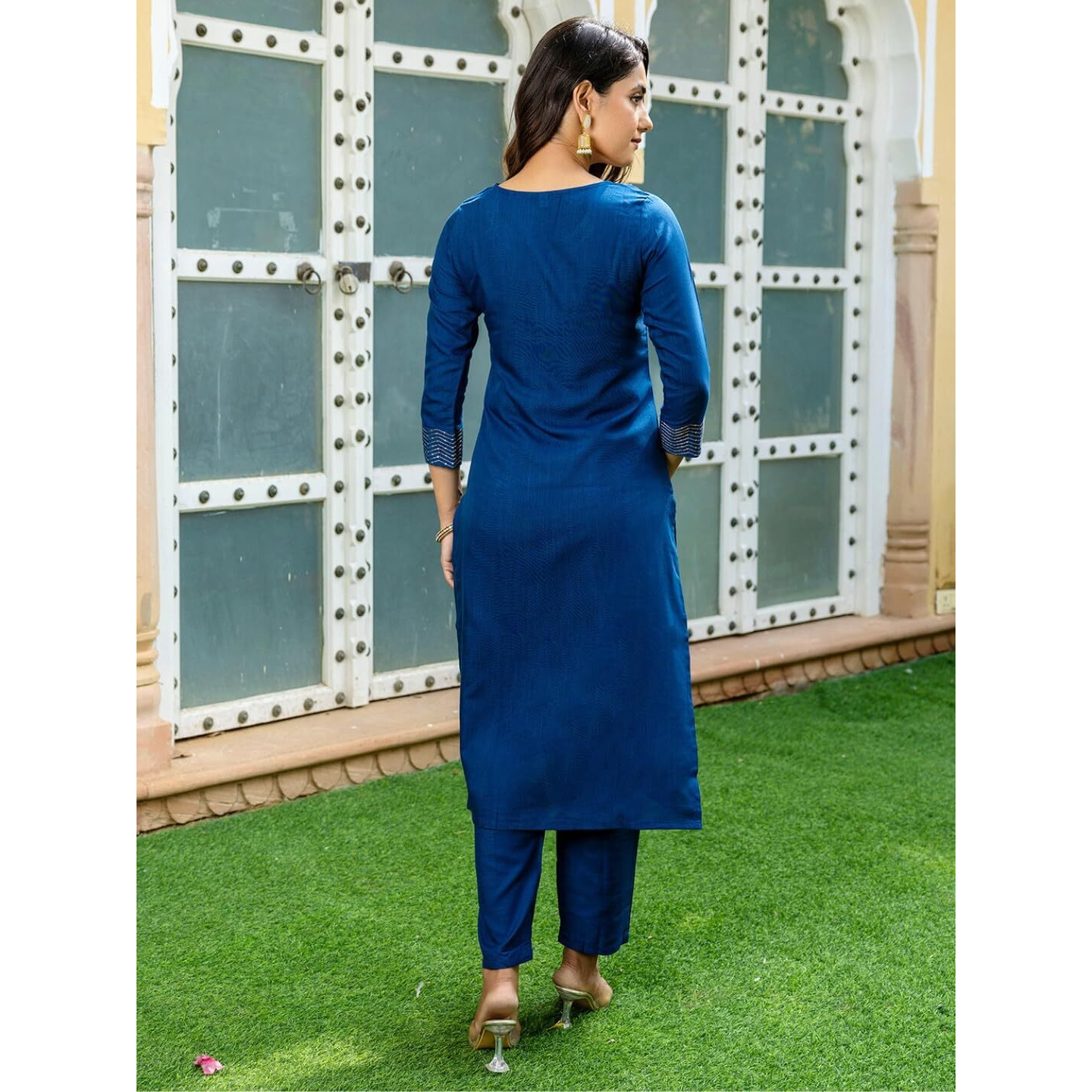 Navlik Women's Rayon Slub Embroidered Straight Kurta with Pant And Dupatta Sets (NK-554) (Size X-Small, Color Blue)