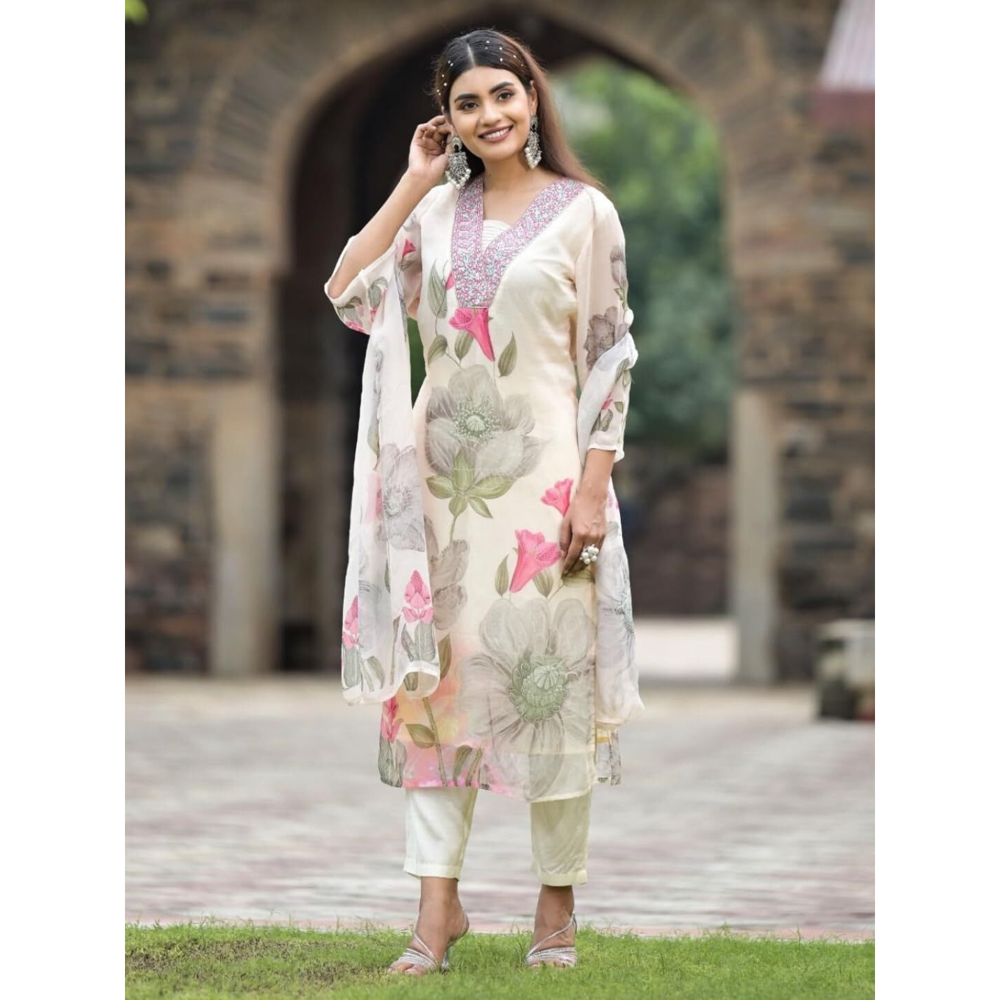 Navlik Women's White Georgette Embroidered and Printed Straight Kurta with Rayon Pant and Georgette Printed Dupatta Sets (NK-STYL-Sonika) (Size XX-Large, Color White)