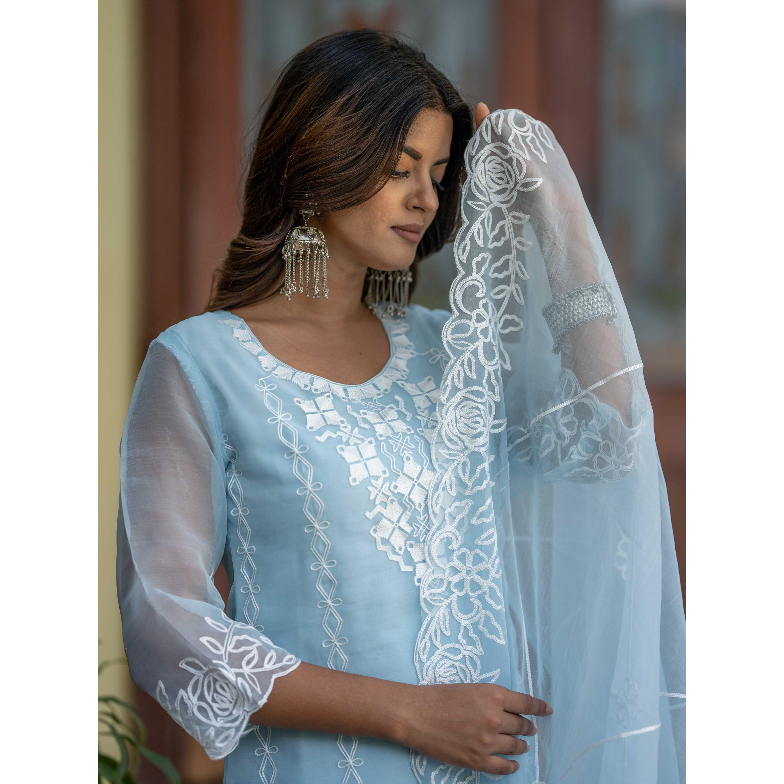 Navlik Women's Organza Embroidered Straight Kurta with Pant and Dupatta Sets (NK2-466)