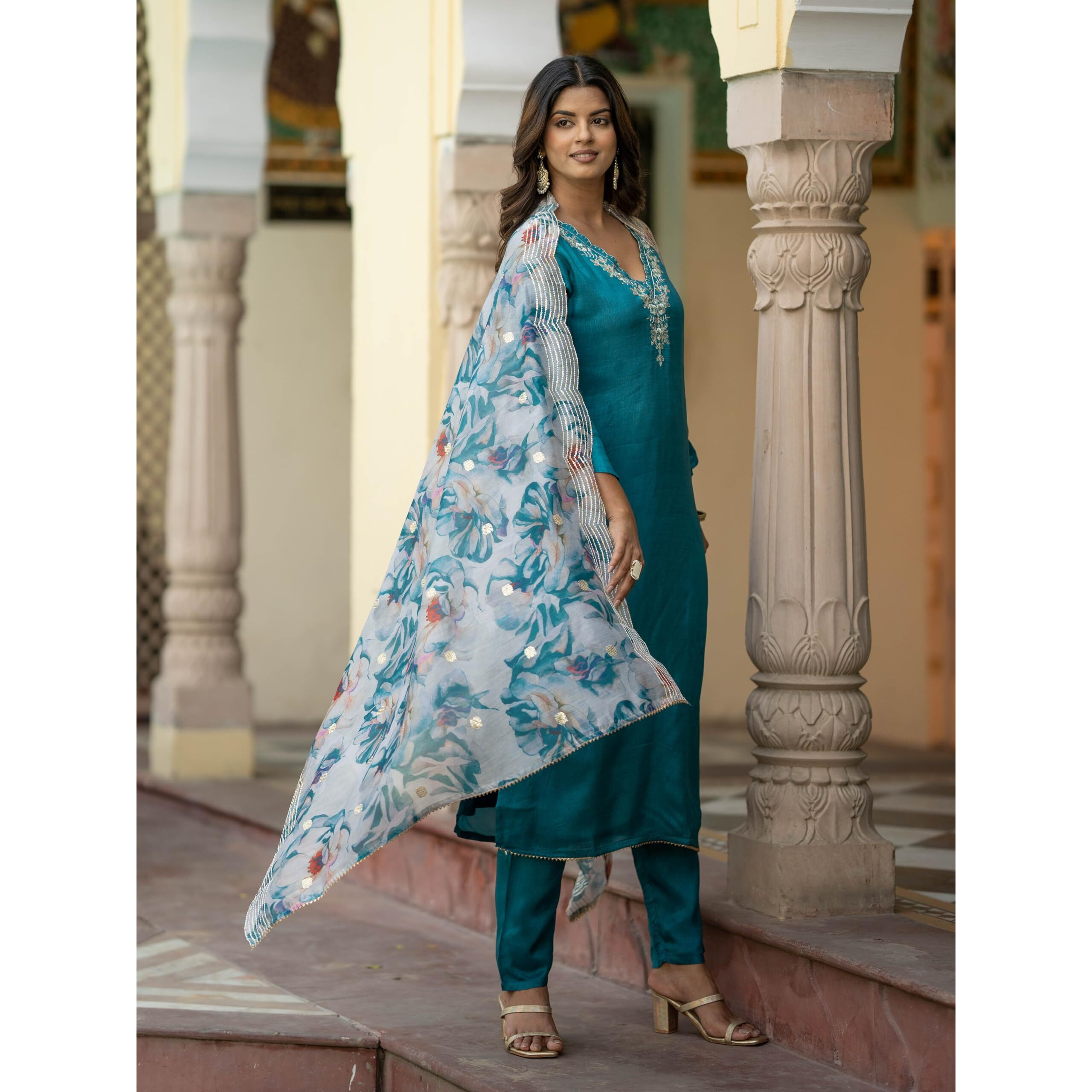 Navlik Women's Viscose Embroidered Straight Kurta with Pant And Dupatta Sets (NK-468)