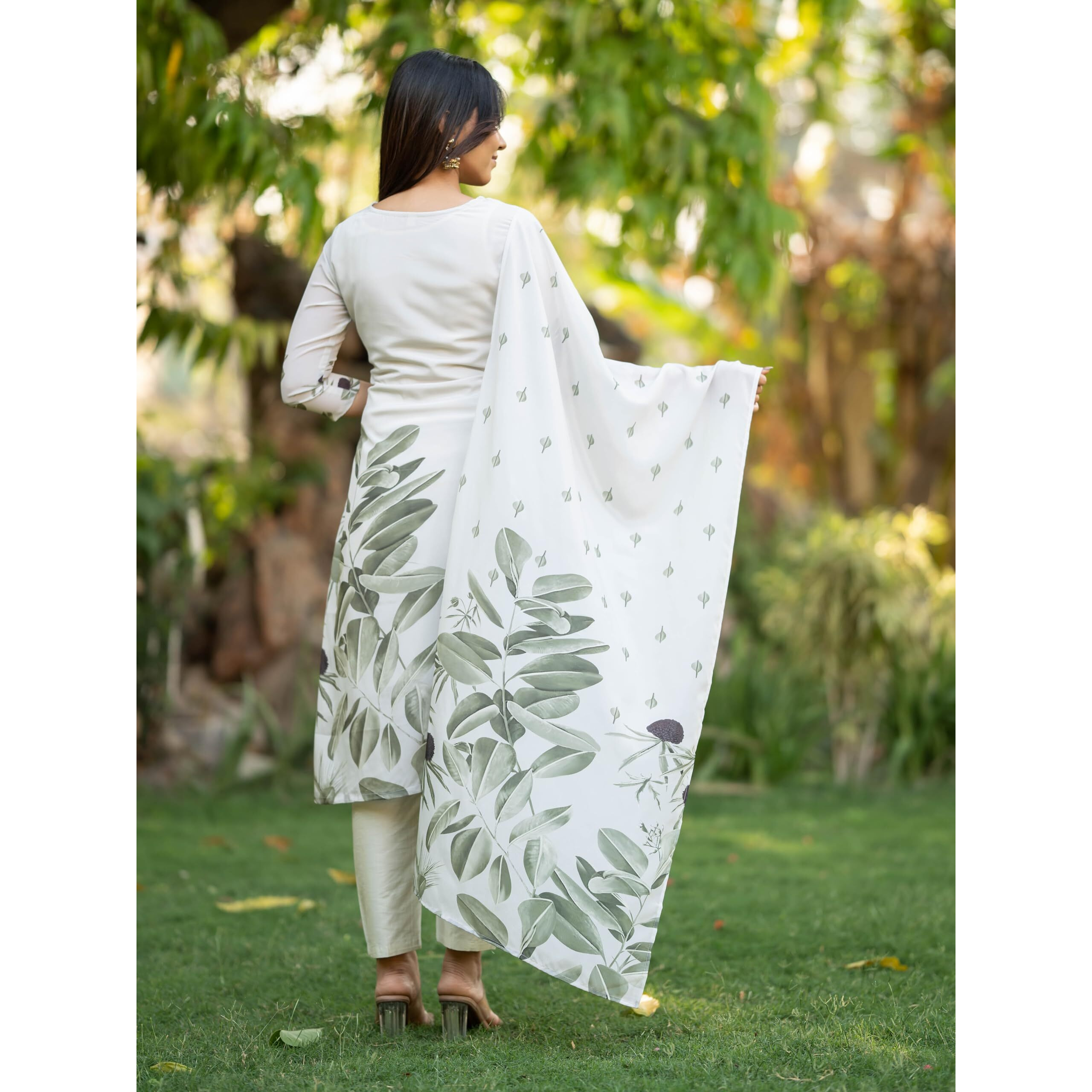 Navlik Women's French Crepe Embroidery Printed Straight Kurta with Pant and Dupatta Sets (NK-525)