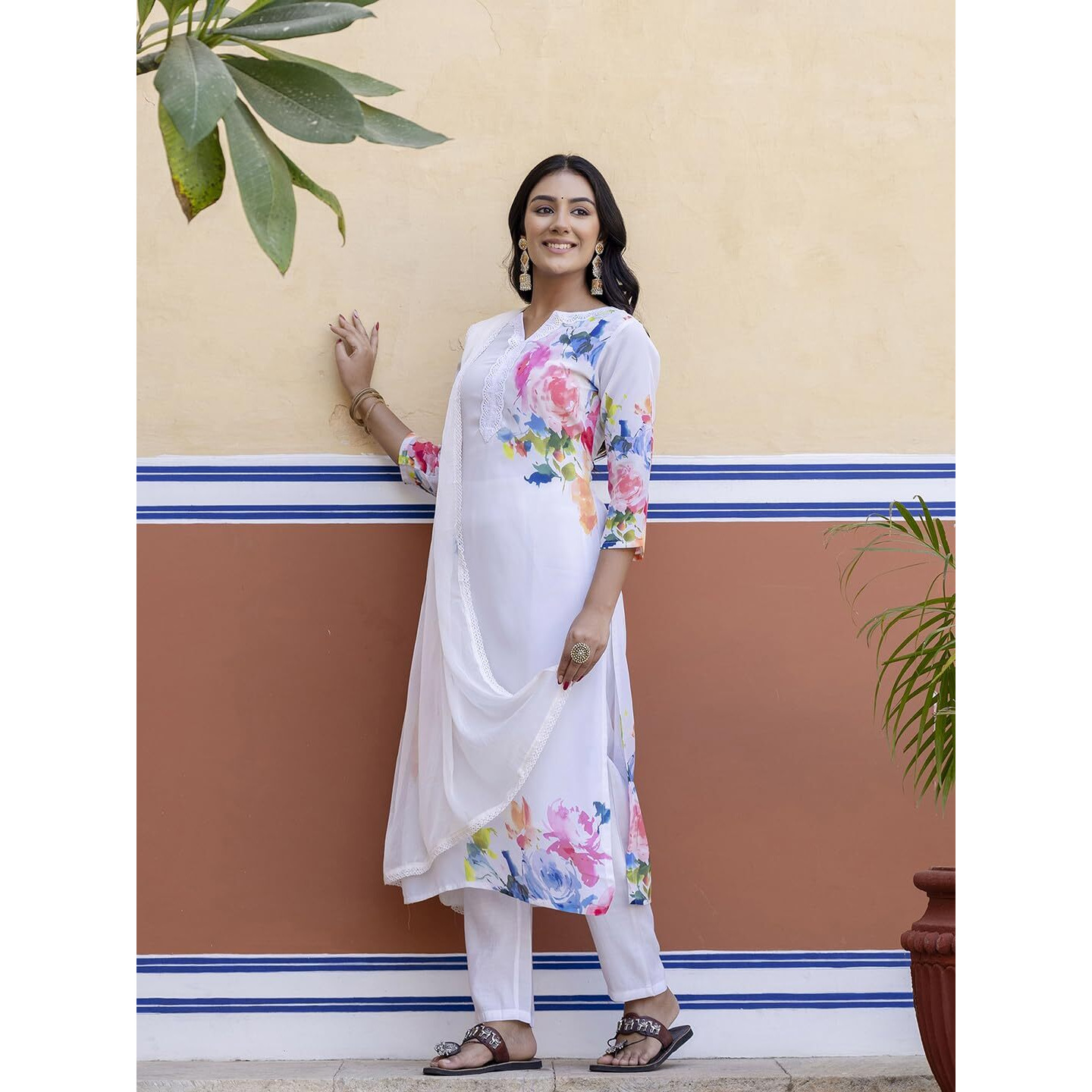 Navlik Women's French Crep with Lining Embroidered and Printed Straight Kurta with Pant And Dupatta Sets (NK-600)