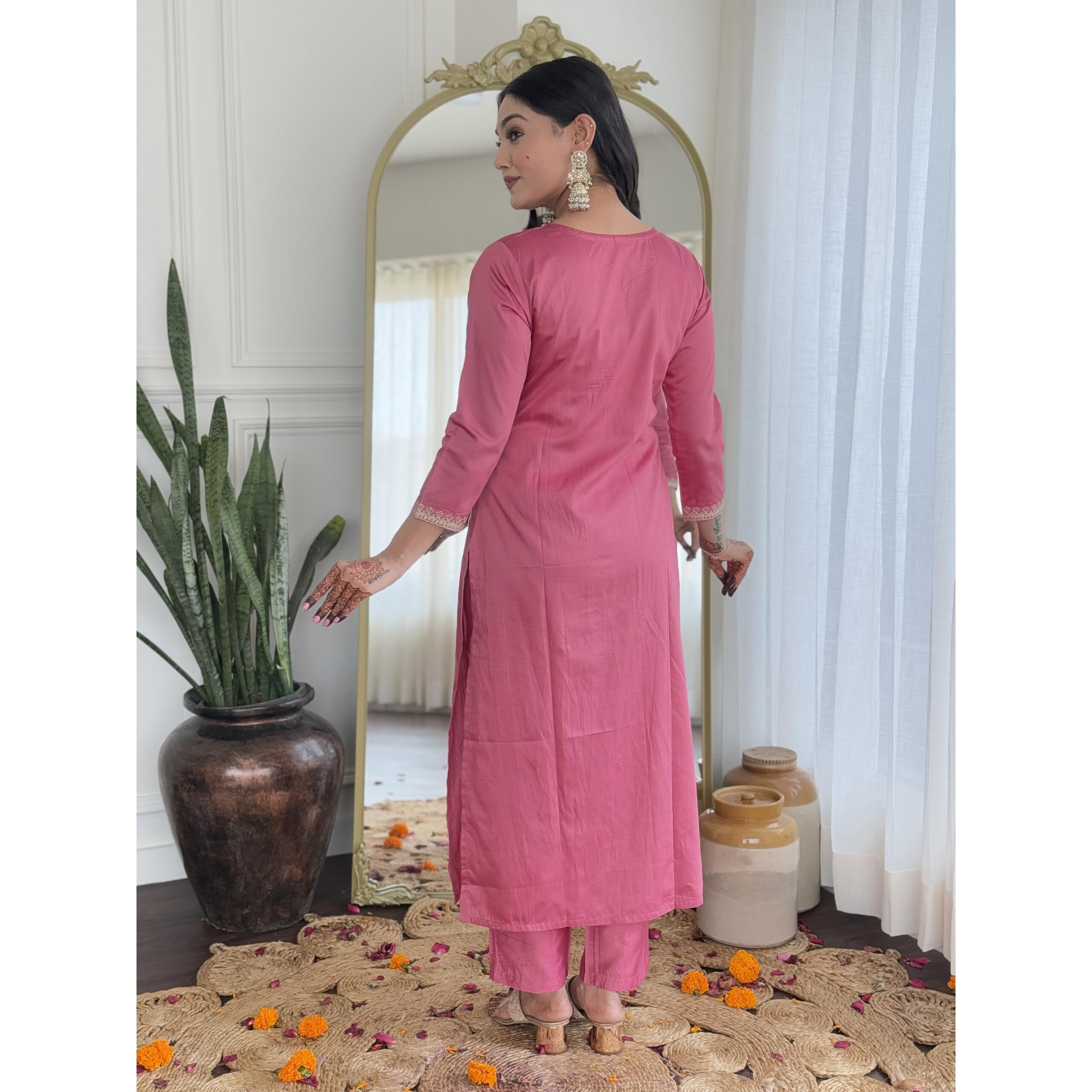 Navlik Women's Gajri Viscose Silk Embroidered Straight Kurta with Viscose Silk Pant and Jacquard Jacquard Dupatta Sets (NK-657)