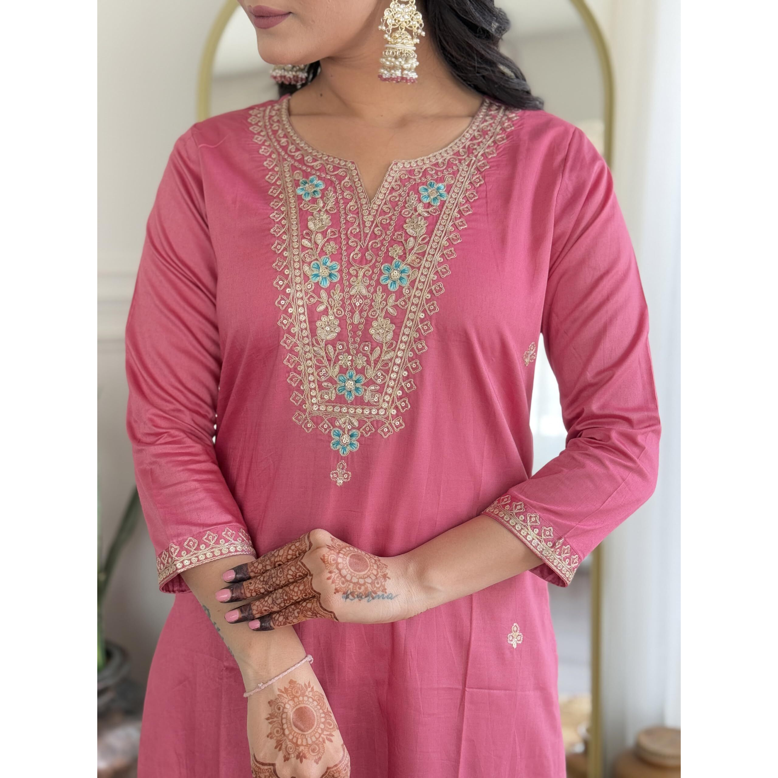 Navlik Women's Gajri Viscose Silk Embroidered Straight Kurta with Viscose Silk Pant and Jacquard Jacquard Dupatta Sets (NK-657)