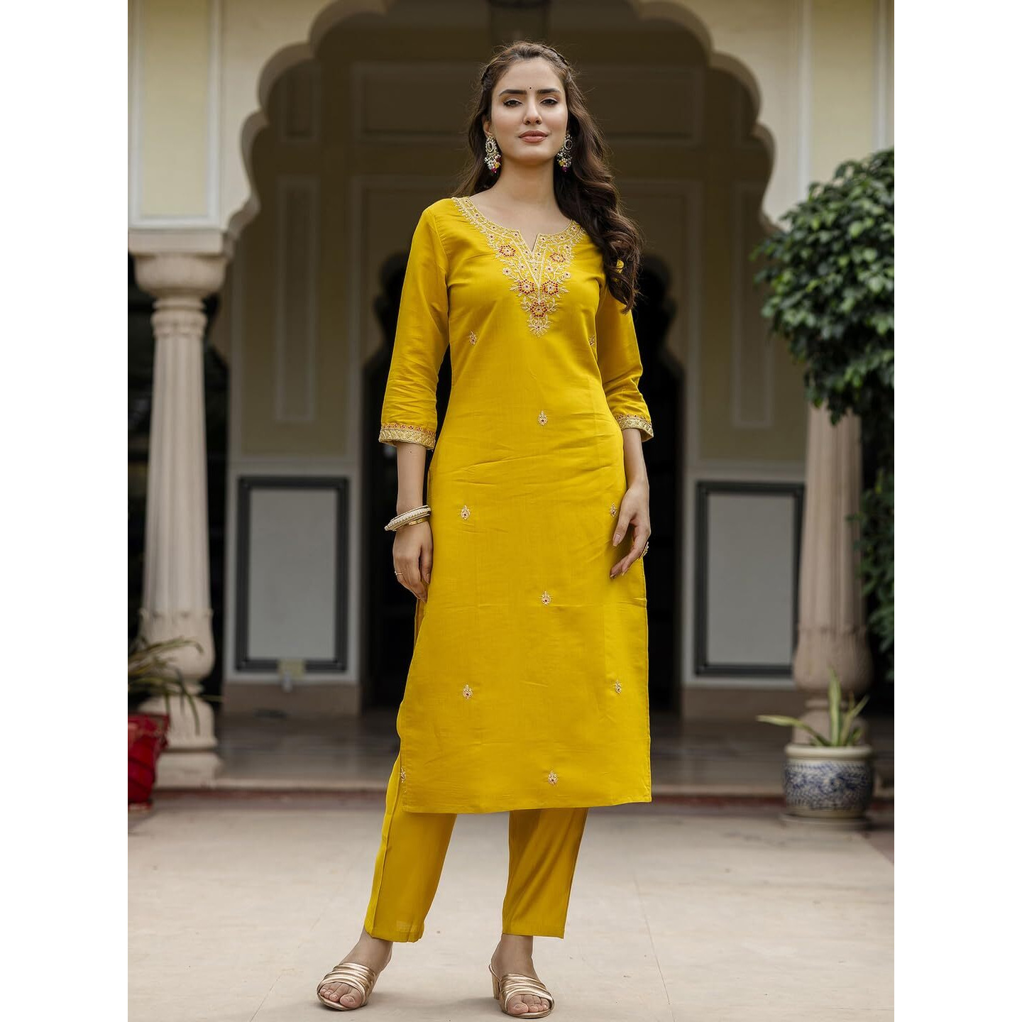 Navlik Women's Rayon Embroidered Straight Kurta with Rayon Pant And Taby Printed Dupatta Sets (697)