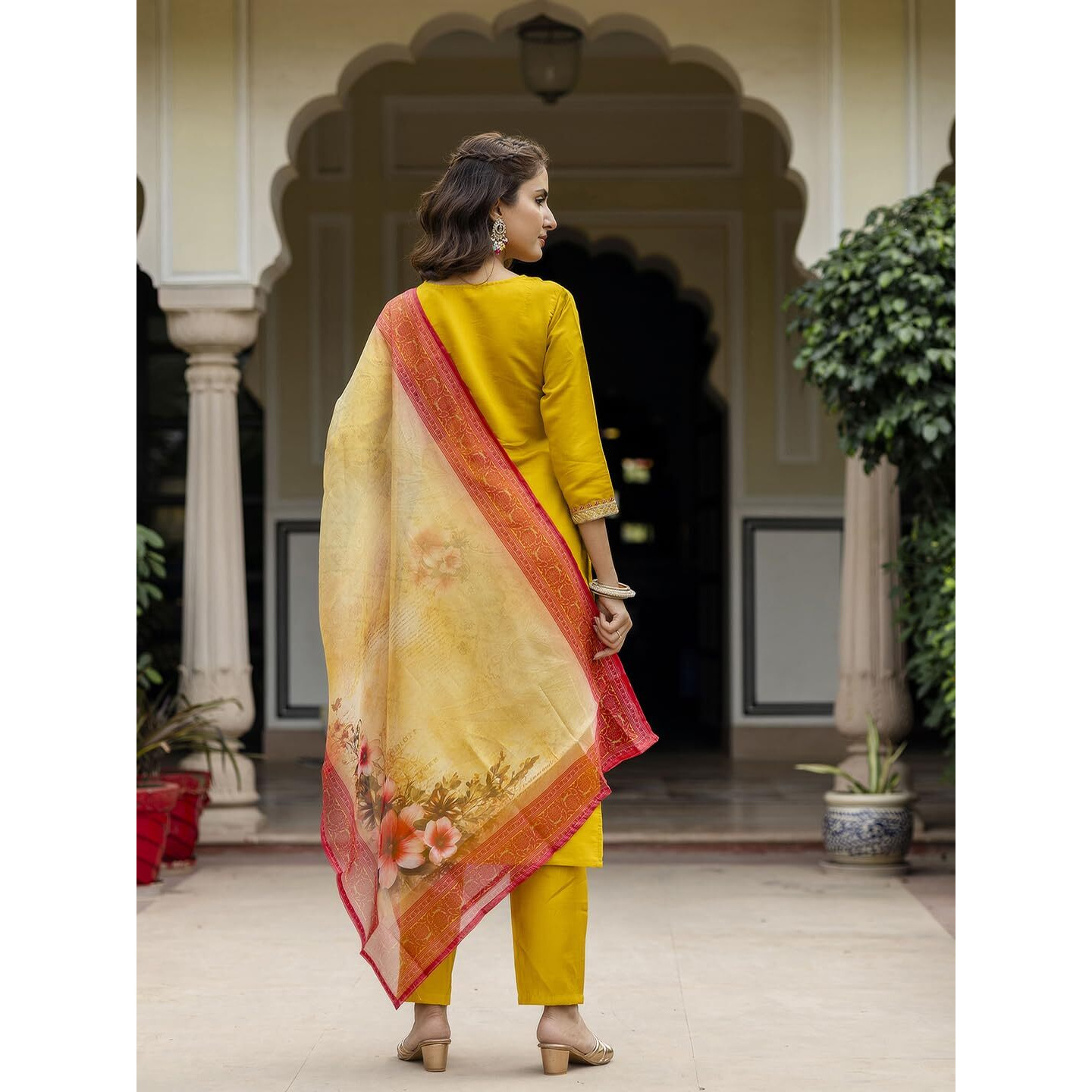 Navlik Women's Rayon Embroidered Straight Kurta with Rayon Pant And Taby Printed Dupatta Sets (697)