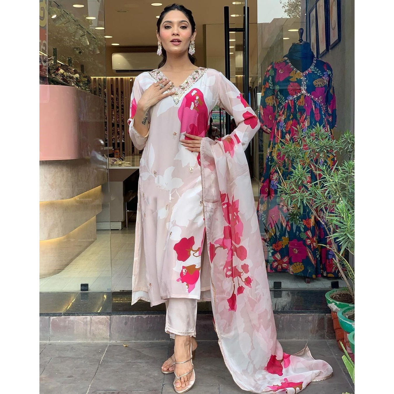 Navlik Women's White Natural Crepe Embroidered and Printed Straight Kurta with Viscose Rayon Pant and Organza Printed Dupatta Sets (NK-M-Meghna)