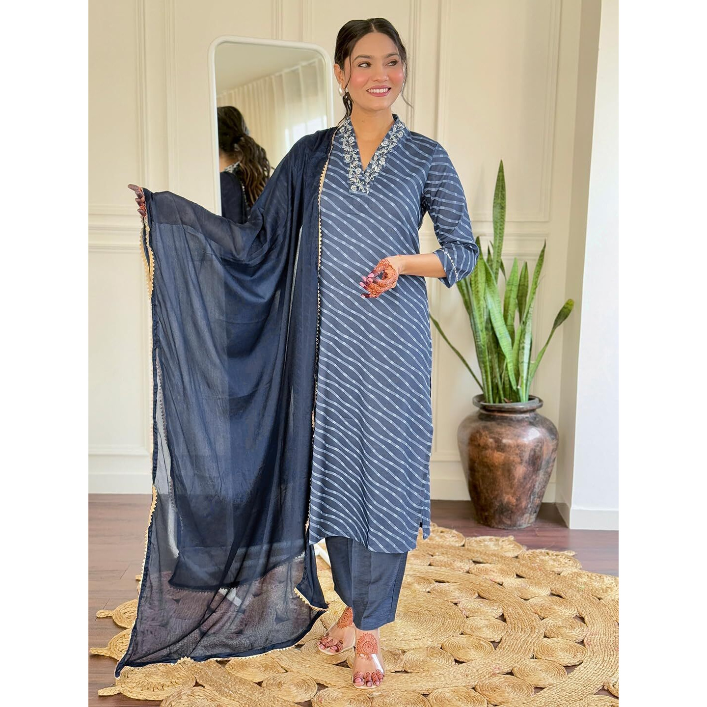Navlik Women's Muslin Embroidered Straight Kurta with Pant and Dupatta Sets (M-Shreevalli)