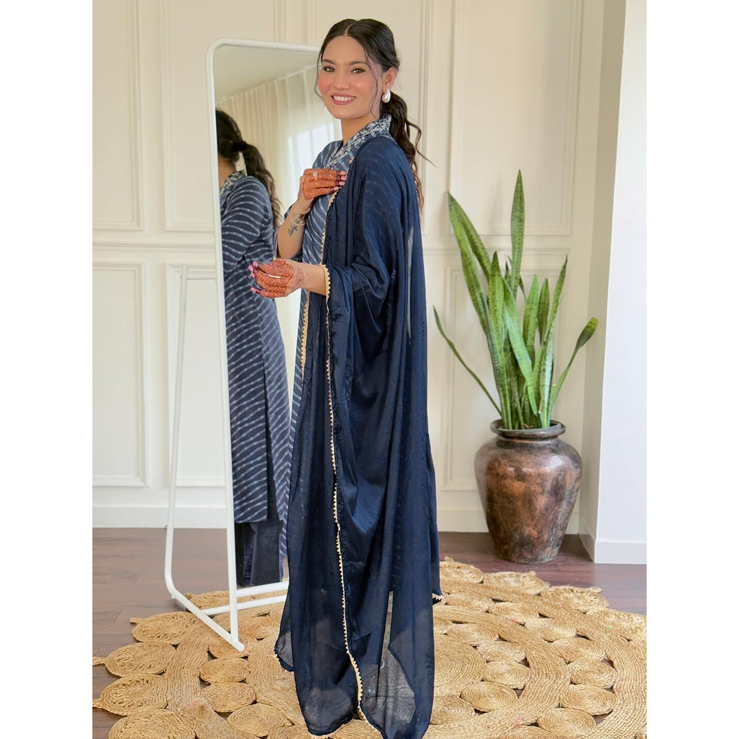 Navlik Women's Muslin Embroidered Straight Kurta with Pant and Dupatta Sets (M-Shreevalli)