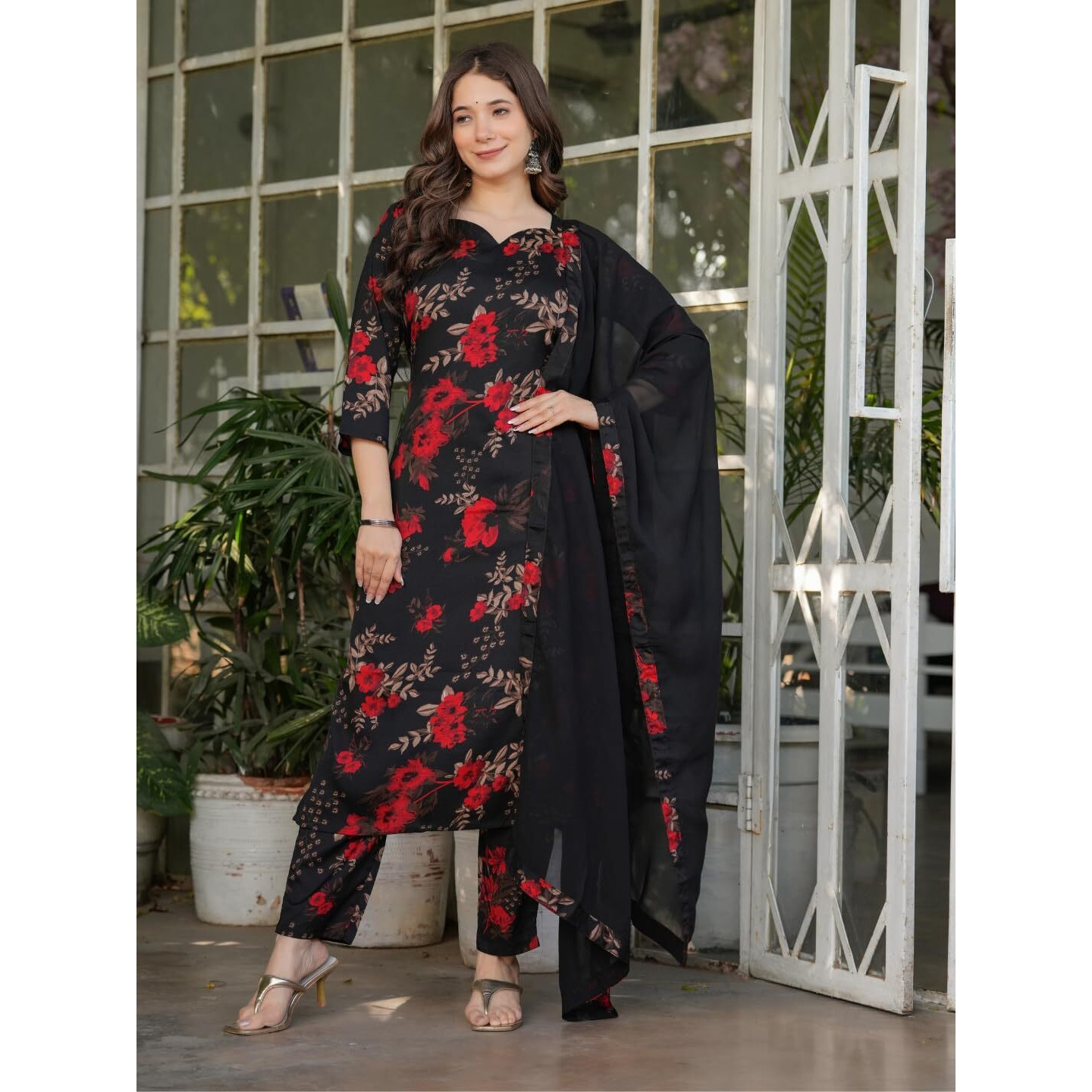Navlik Women's Black Silk Blend Printed Straight Kurta with Silk Blend Pant and Nazneen Laced Dupatta Sets (NK-MV-614)