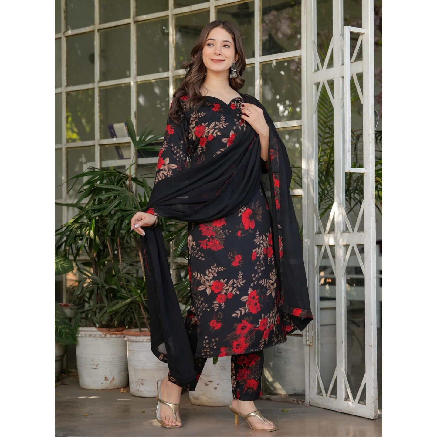 Navlik Women's Black Silk Blend Printed Straight Kurta with Silk Blend Pant and Nazneen Laced Dupatta Sets (NK-MV-614)