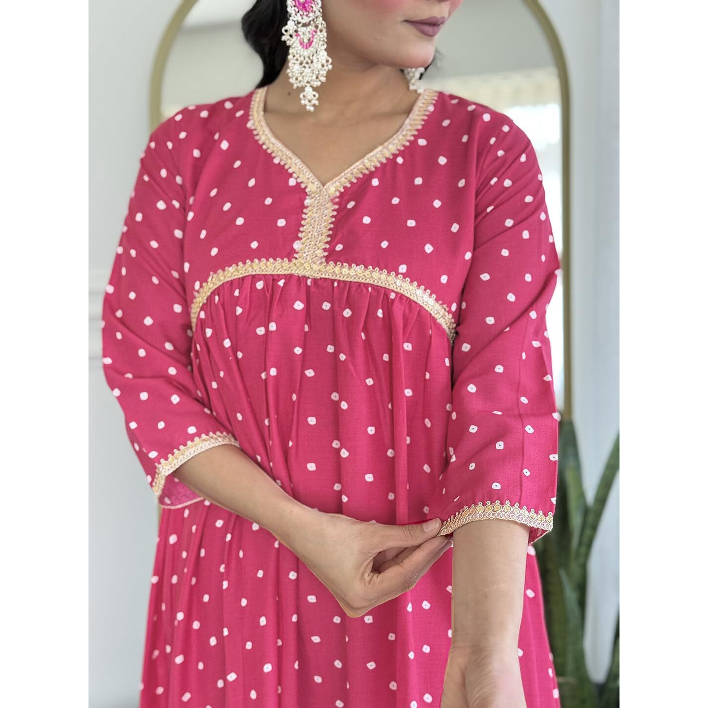 Navlik Women's Muslin Embroidered Flared Kurta Pant and Dupatta Sets (SC-Nehal)