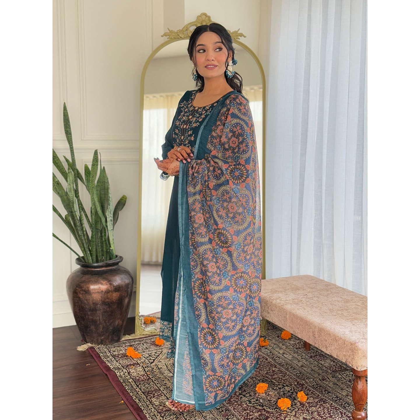 Navlik Women's Chanderi Silk Embroidered Straight Kurta Pant and Dupatta Sets (S-Isa)