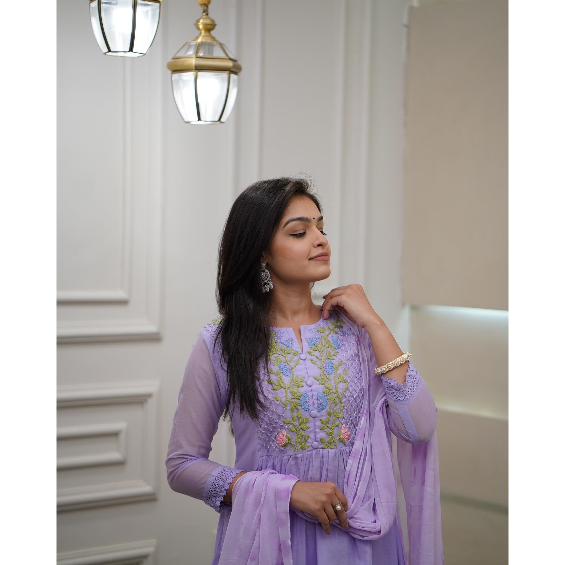 Navlik Women's Georgette Embroidered Flared Kurta with Pant and Dupatta Sets (NX-S-Jeel)
