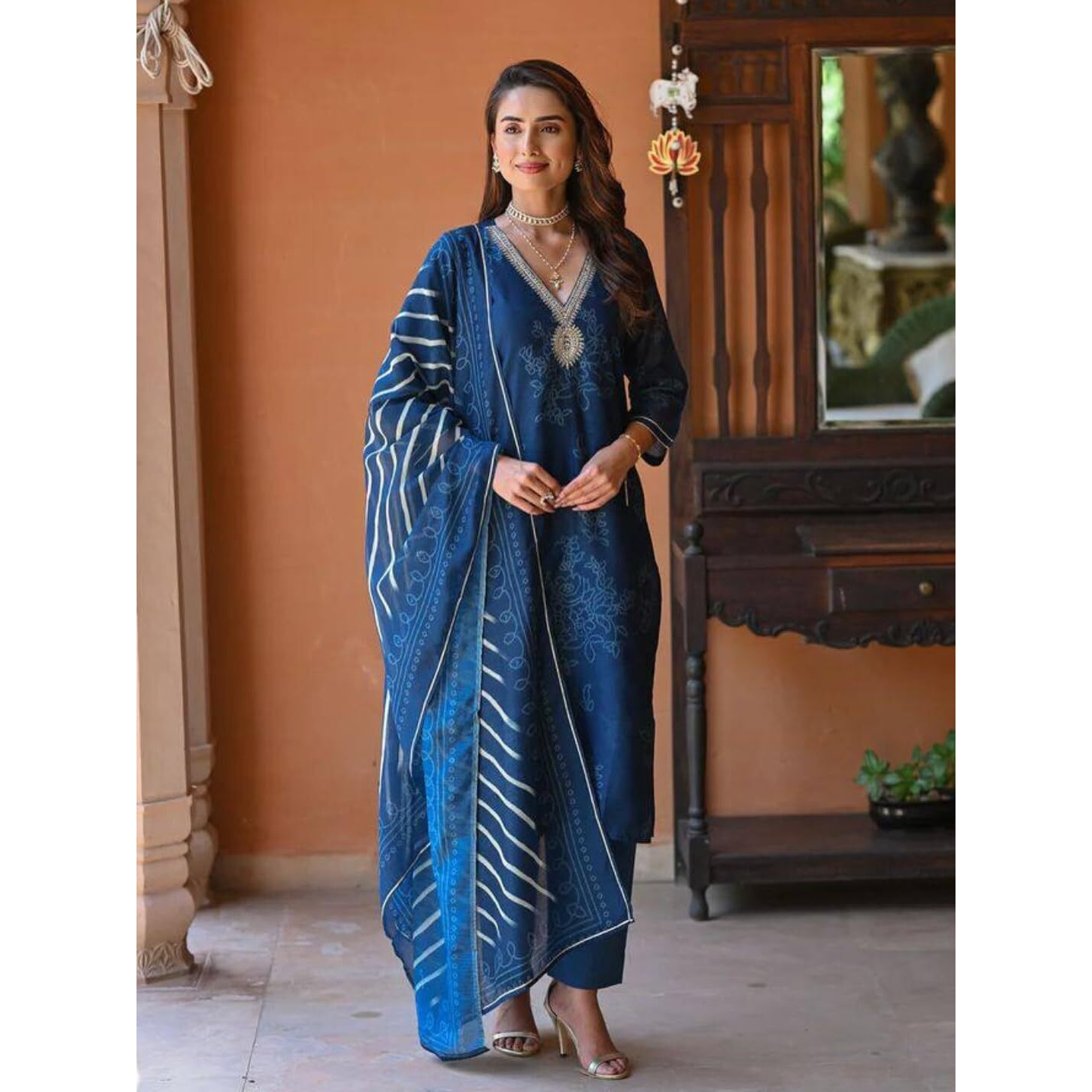 Navlik Women's Rayon Embroidery Printed Straight Kurta with Pant and Dupatta Sets (S-Nora)