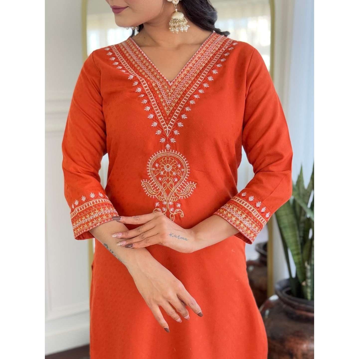Navlik Women's Viscose Rayon Embroidered Straight Kurta with Pant and Dupatta Sets (SRS-117)