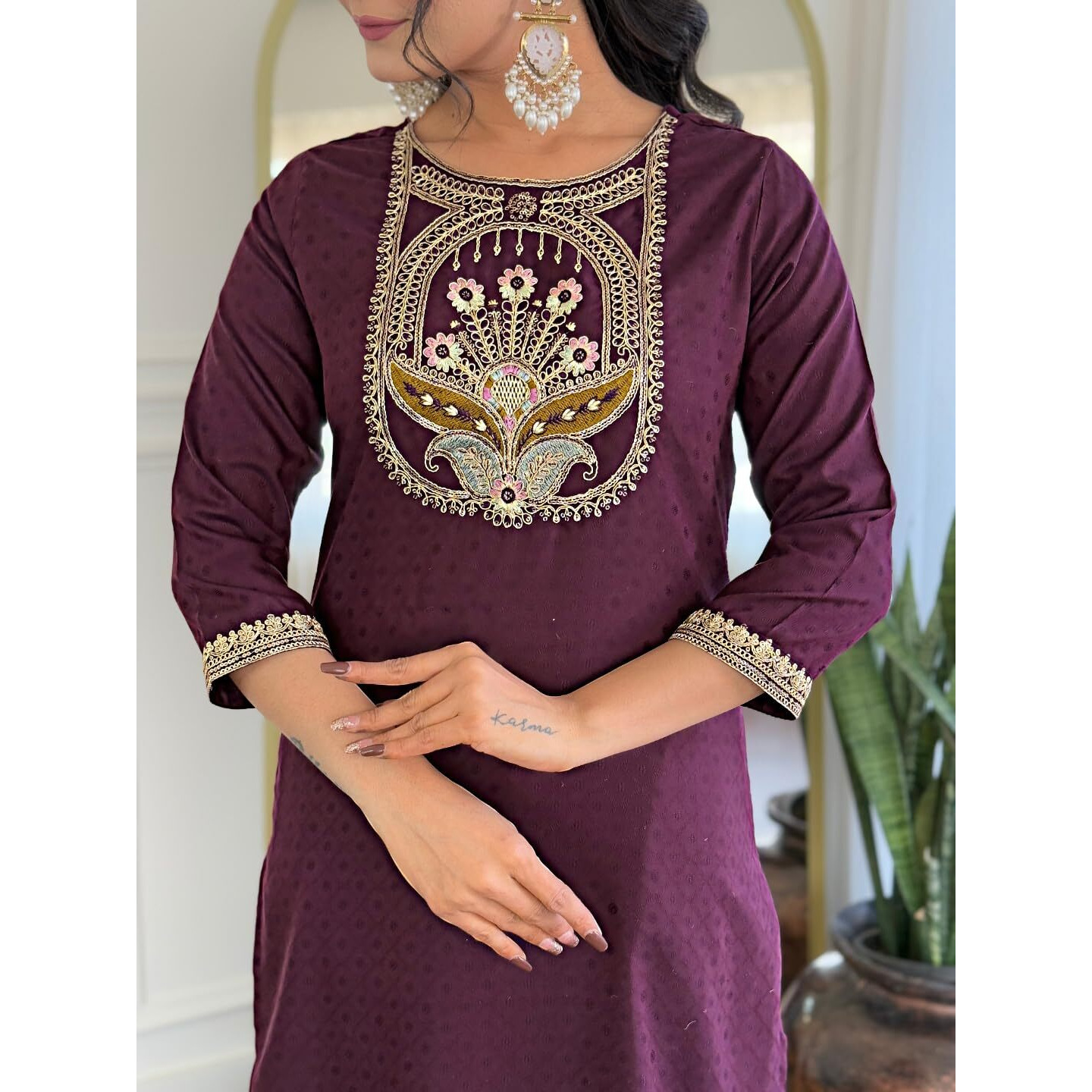 Navlik Women's Viscose Rayon Embroidered Straight Kurta with Pant and Dupatta Sets (SRS-130)