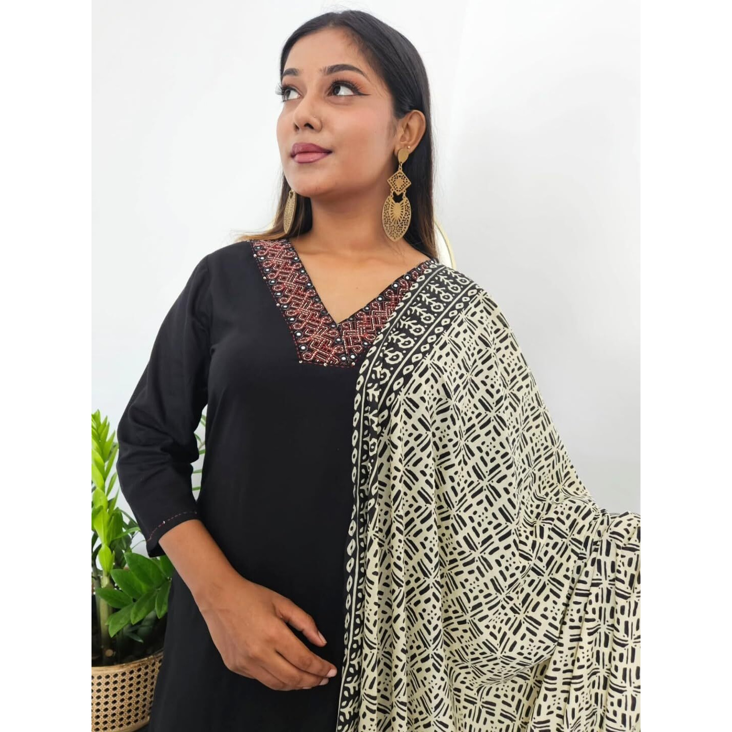 Navlik Women's Silk Embroidered Straight Kurta with Pant and Dupatta Sets (NK-S-Tara)