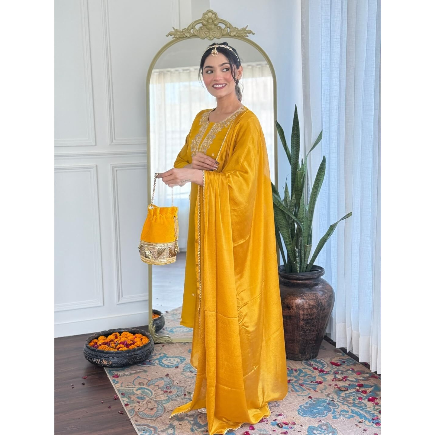 Navlik Women's Chanderi Viscose Embroidered Straight Kurta Pant and Dupatta Sets with 3/4 Sleeve Boat Neck Calf Length | Salwar Suit Set