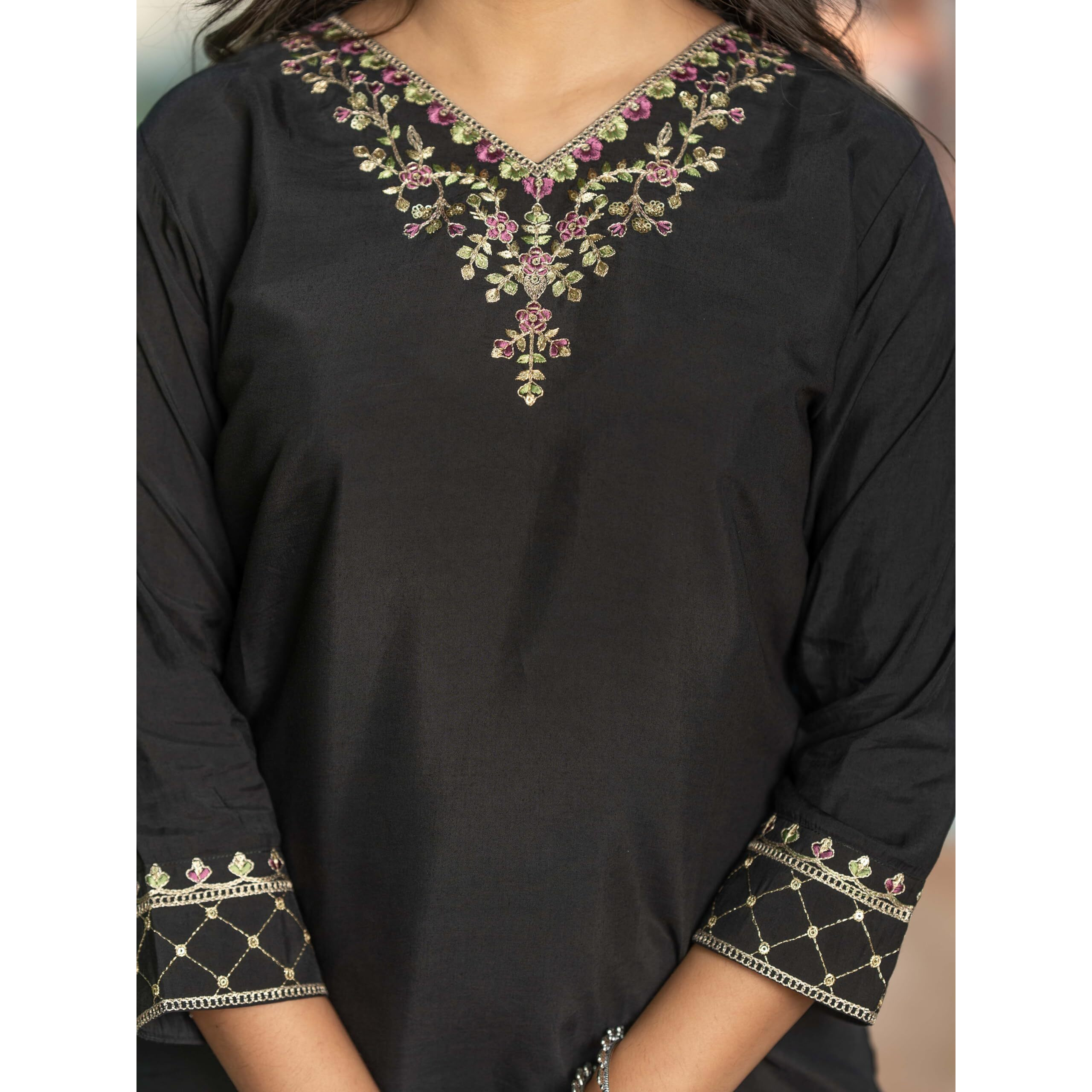 Navlik Women's Viscose Silk Embroidered Straight Kurta with Pant and Dupatta Sets (S-Zareen)