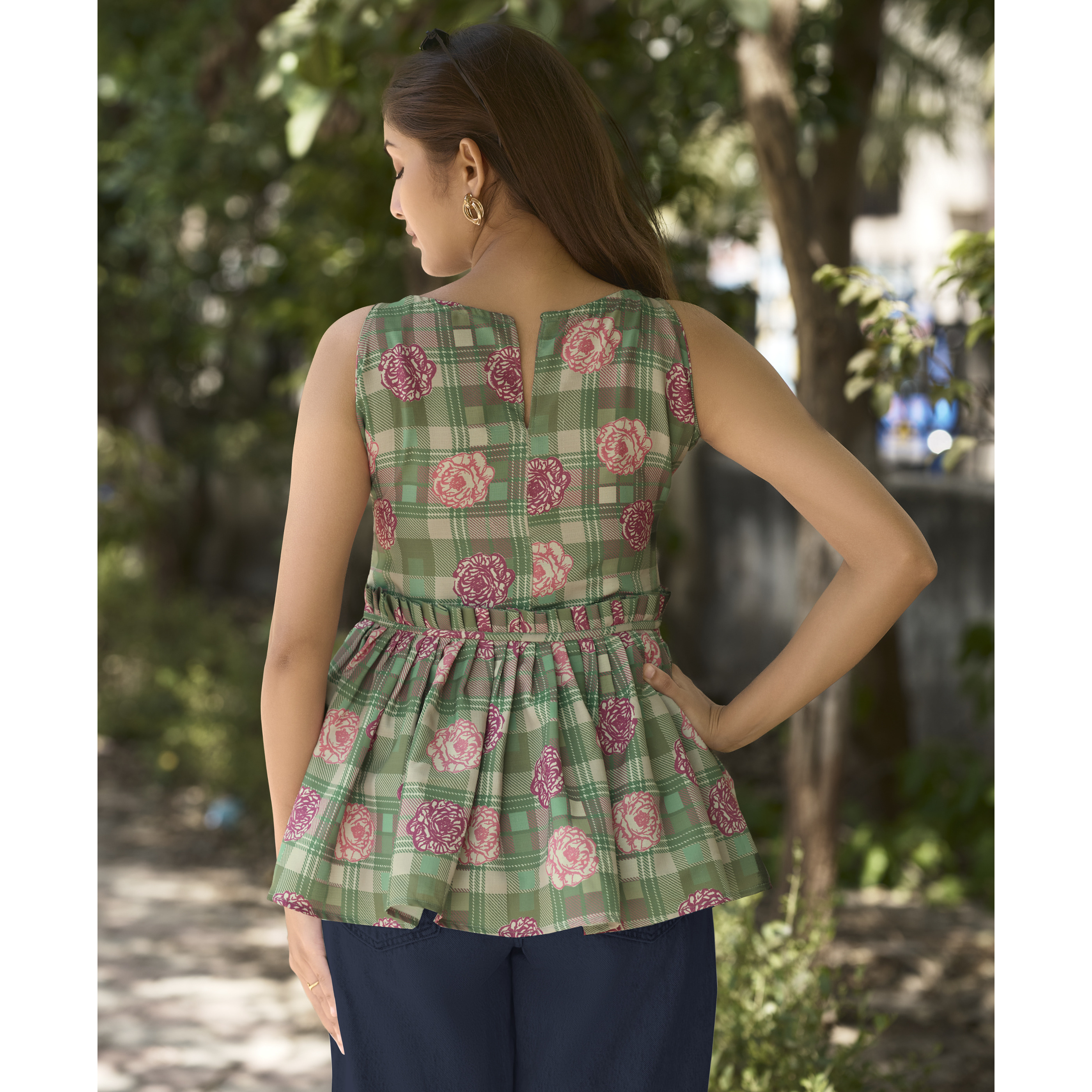 MOJILAA Women's Green Blend Cotton Slub Checks Printed Peplum Top (Size S, Color Green)