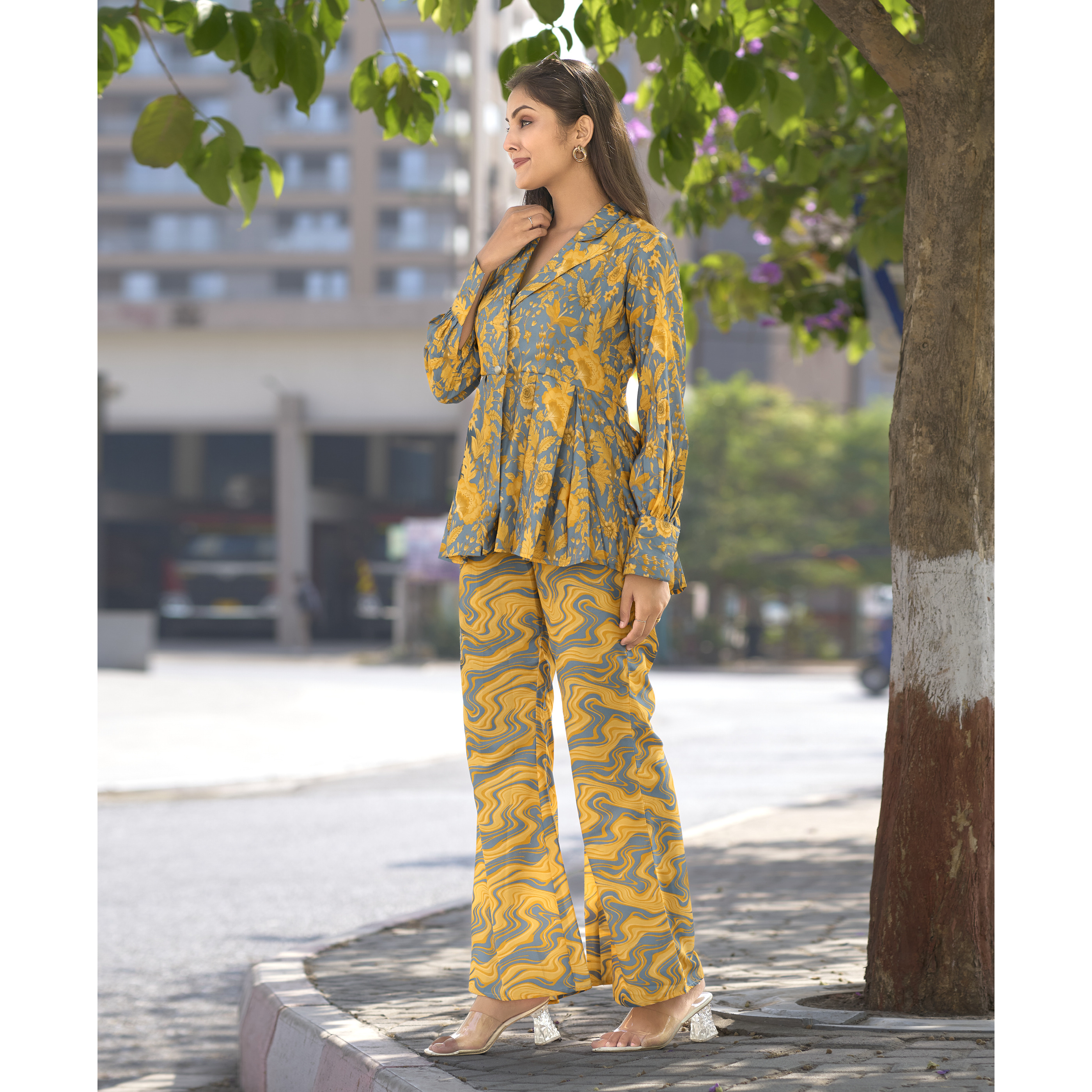MOJILAA Women's Yellow Crepe Floral & Leaf Printed Party Co-ord Set