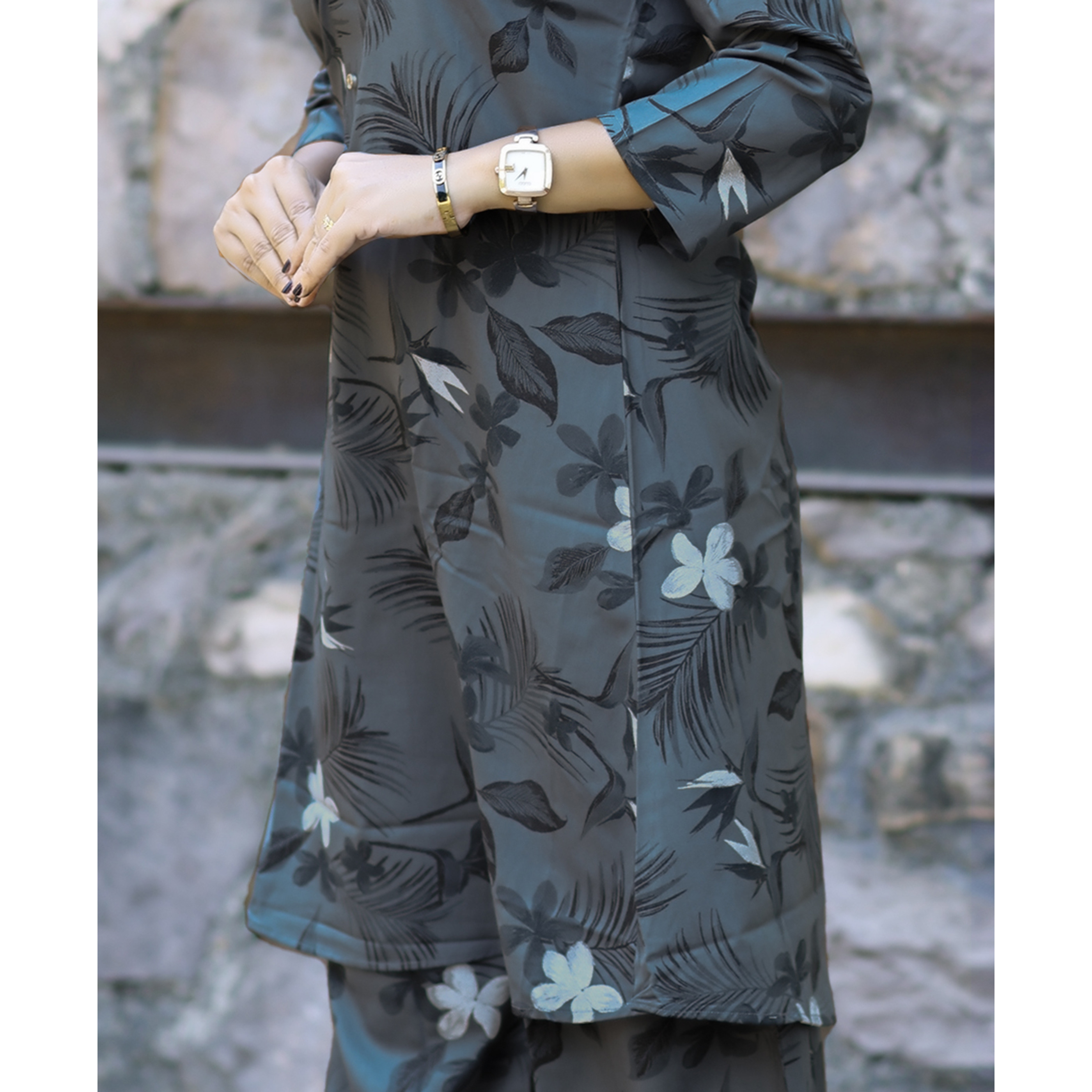 MOJILAA Women's Blue Rayon Viscose 21 KG Floral & Leaf Printed Causal Co-ord Set