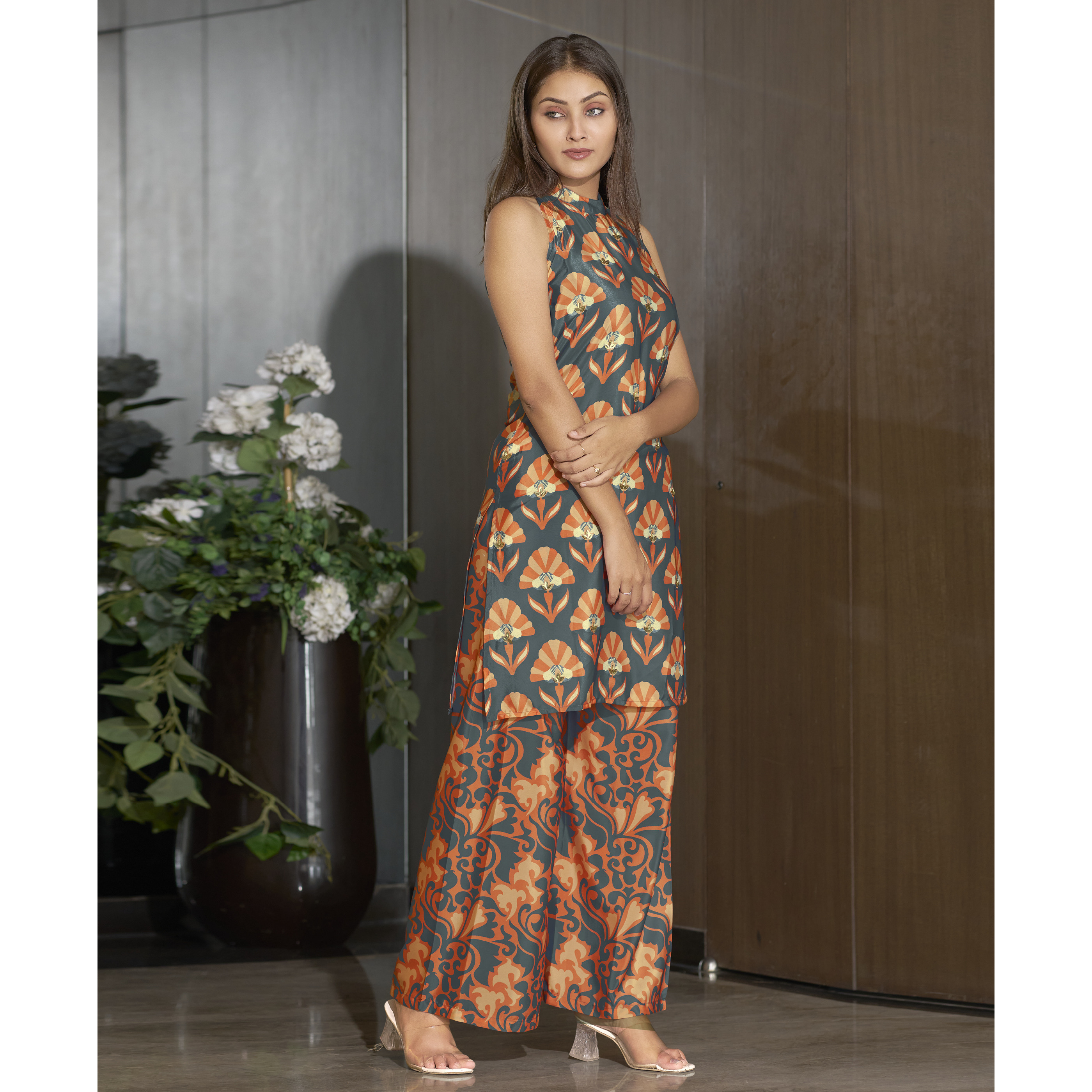 MOJILAA Women's Grey Crepe Geometric Printed Party Co-ord Set